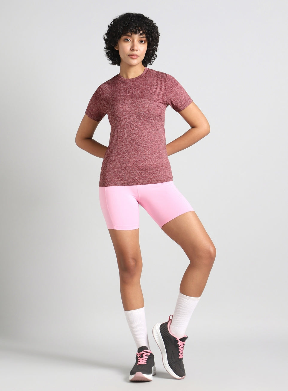 Women's Maroon Contour Training Slim Fit Seamless T-shirt