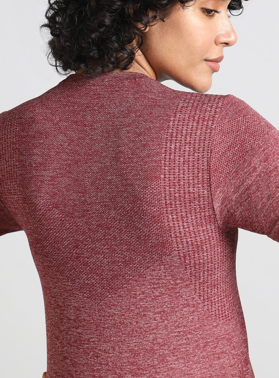 Women's Maroon Contour Training Slim Fit Seamless T-shirt
