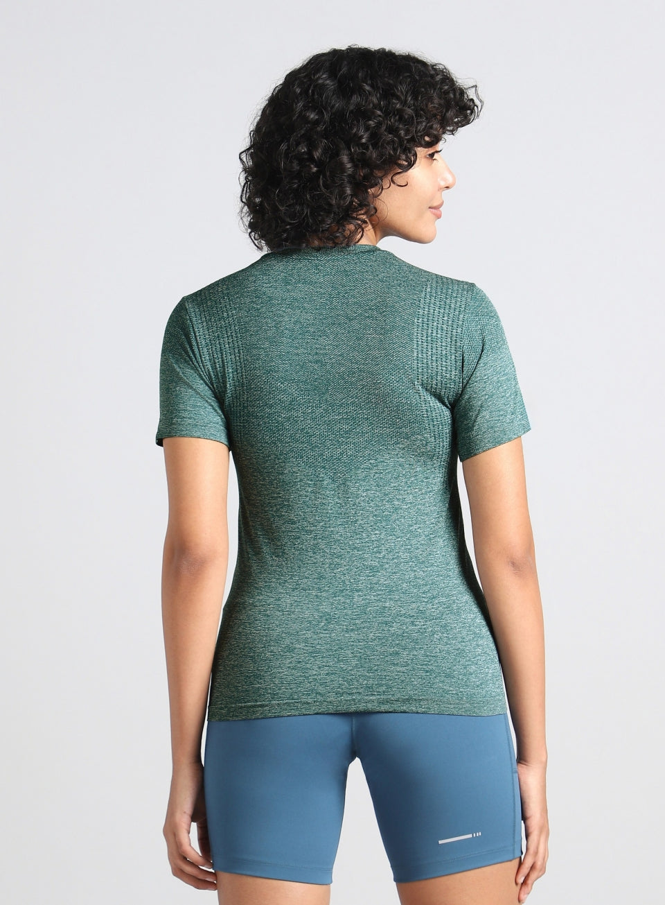 Women's Green Contour Training Slim Fit Seamless T-shirt