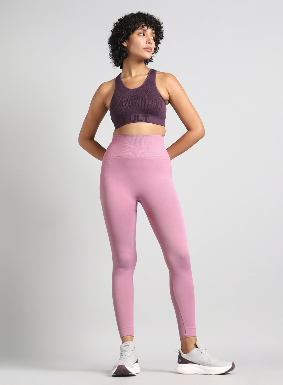 Women's Pink Swift Form Seamless Tights