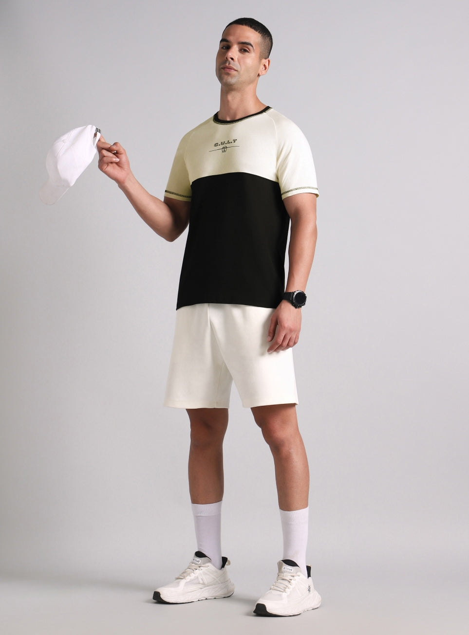 Men's Colourblock V-Man Cult Graphic T-shirt