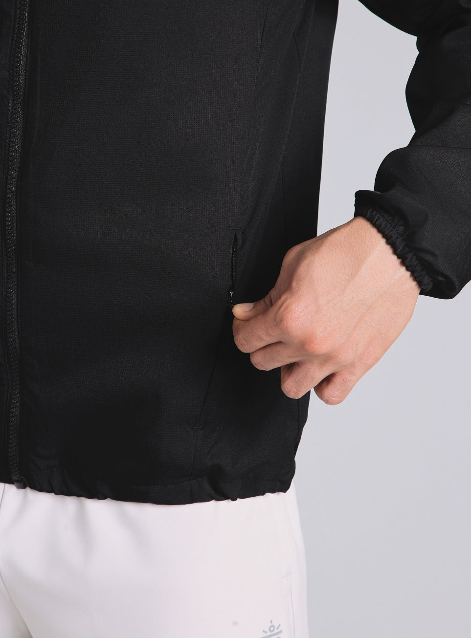 Men's Black Daily Pace Windbreaker Jacket