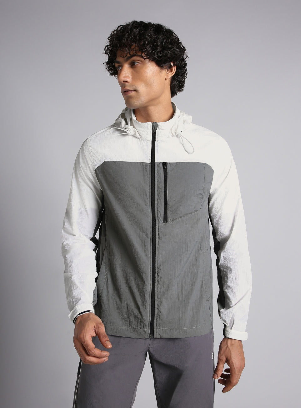 Men's Grey Daily Run Hooded Windbreaker Jacket