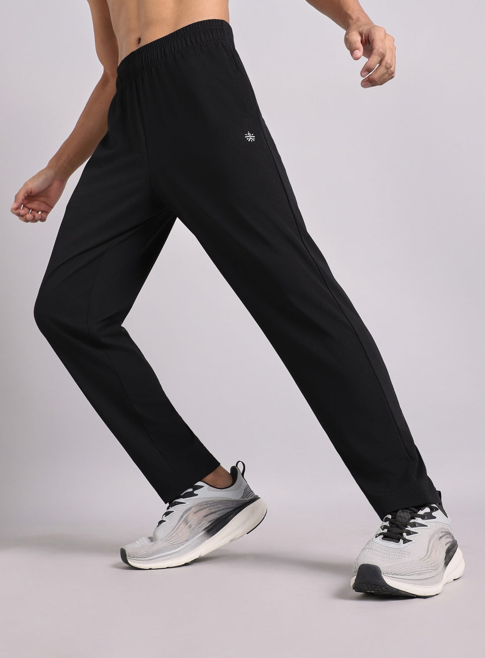Men's Black Training Essential Trackpant