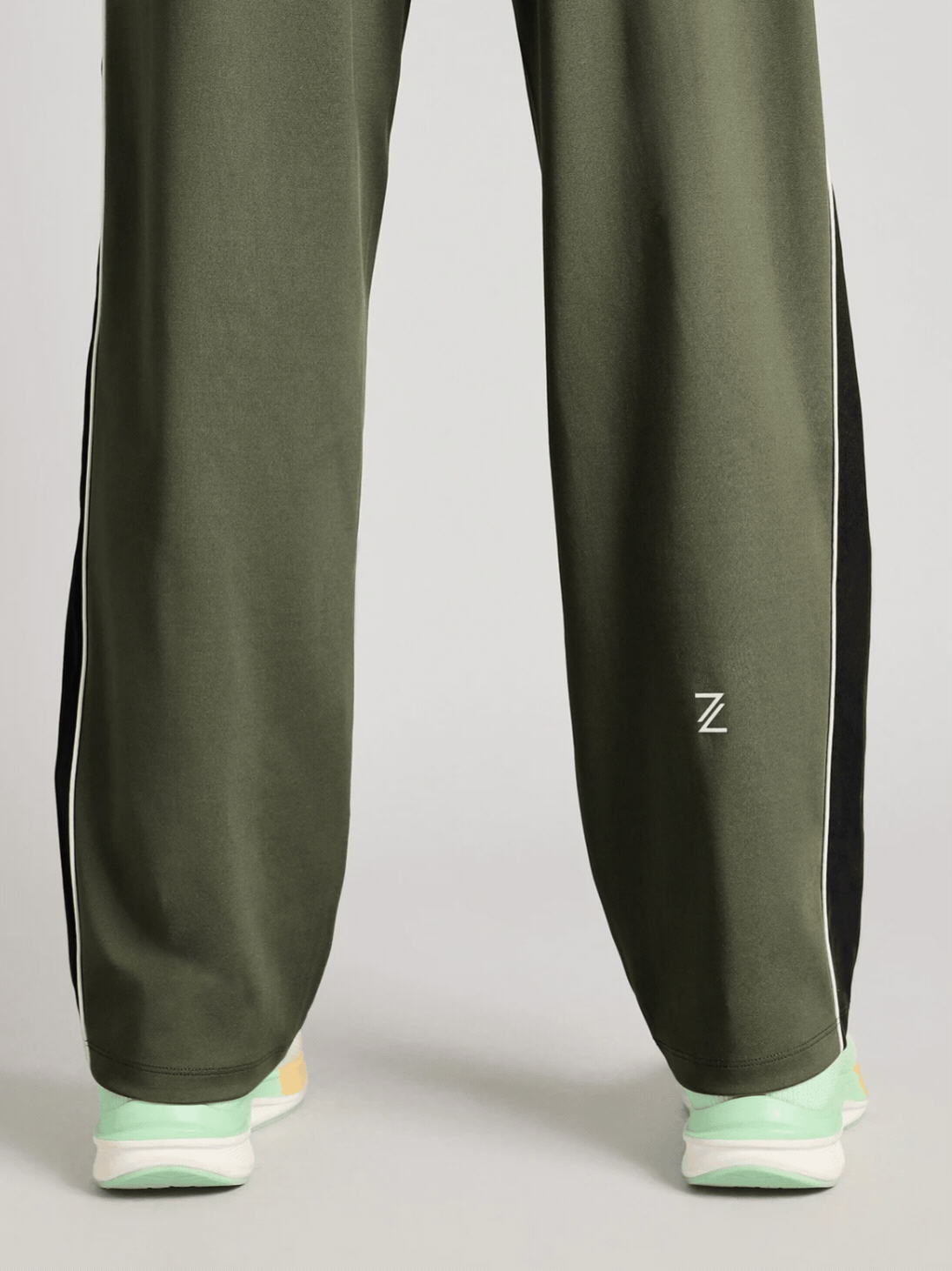 Women's Olive All Format Trainig Straight Fit Trackpants