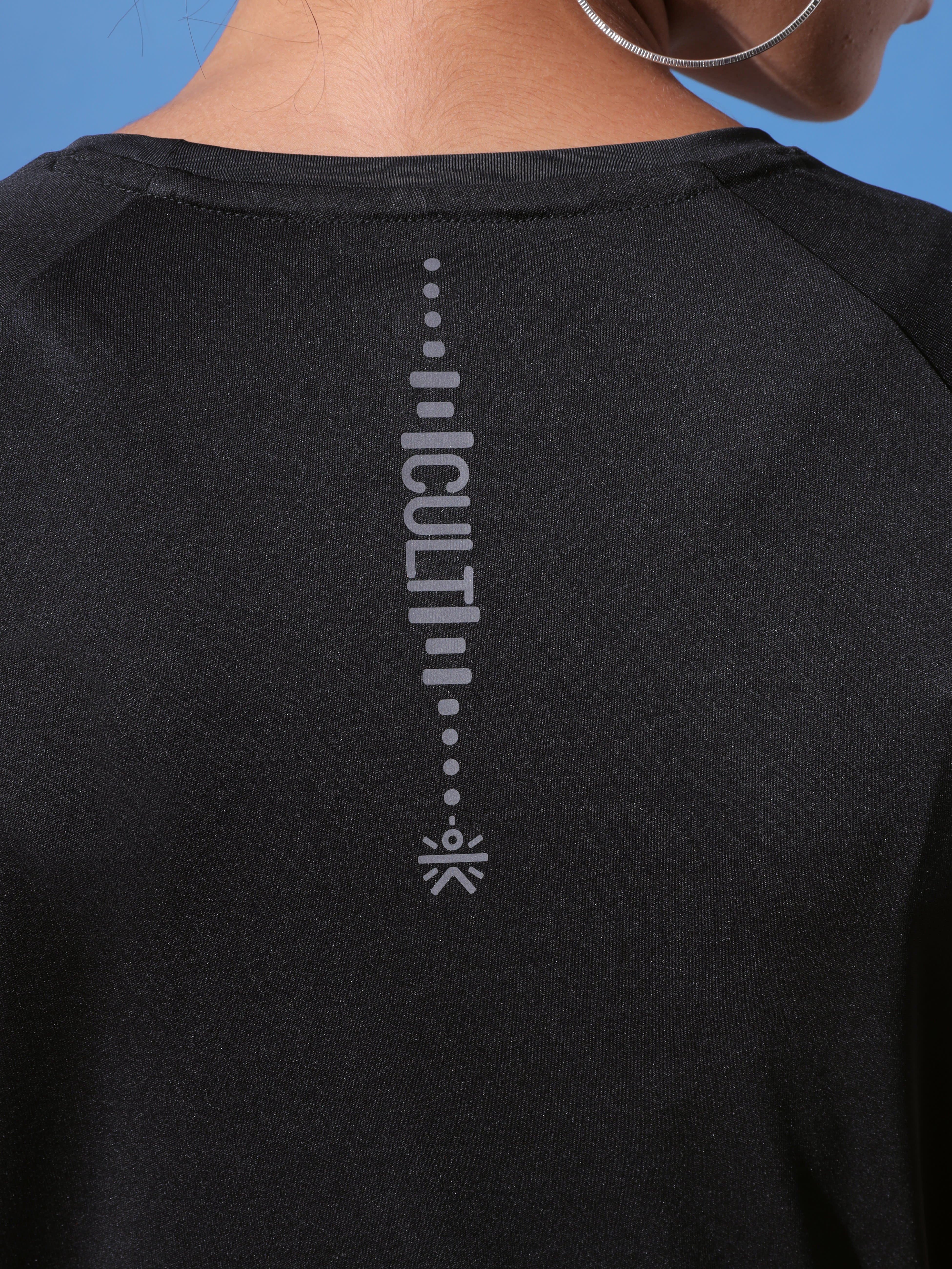 7djv9g82v2s95aq6r3kcaau5