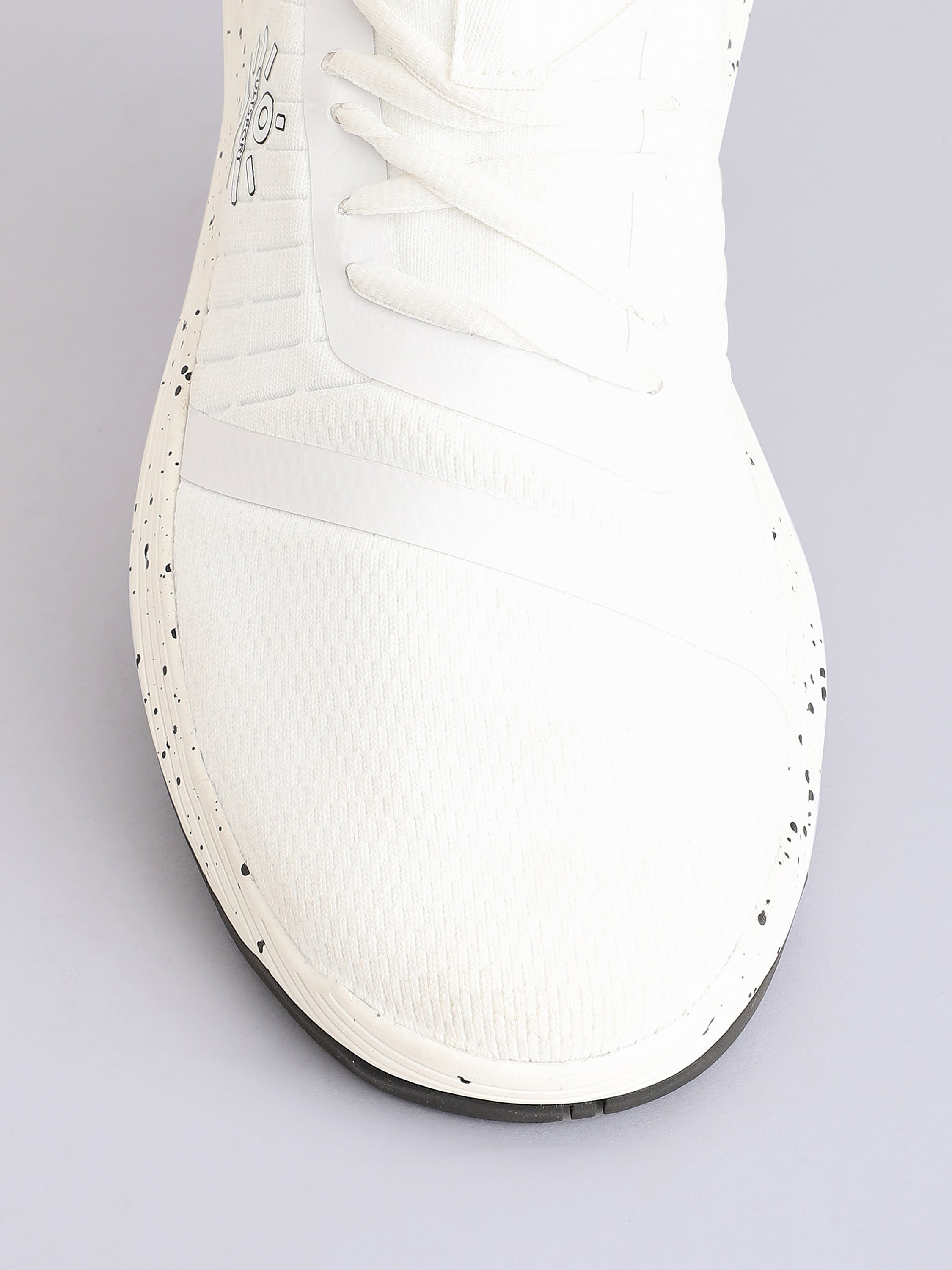 cult Pro-Train Men Training Shoes - White