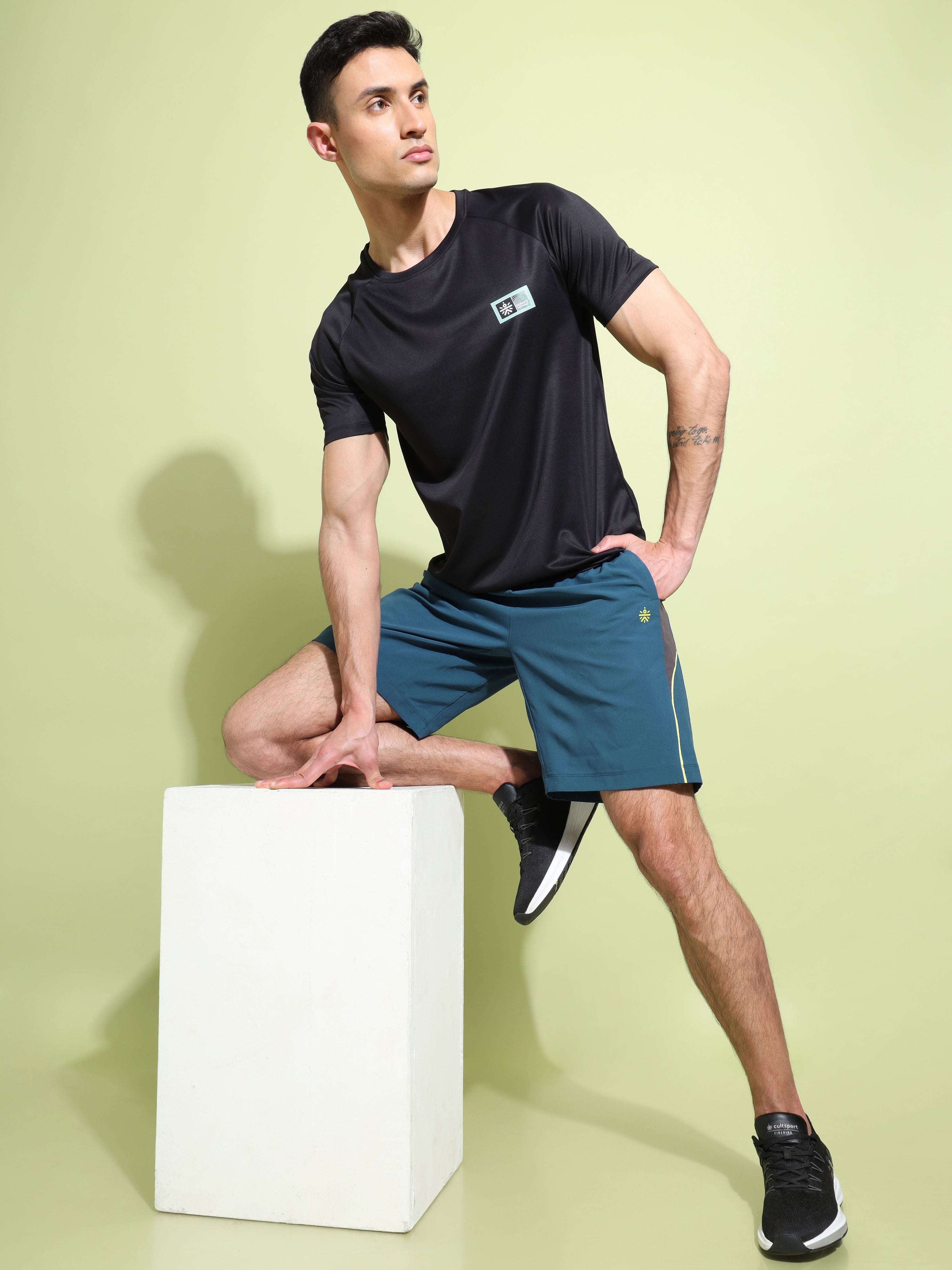 Contrast Panel Active Shorts