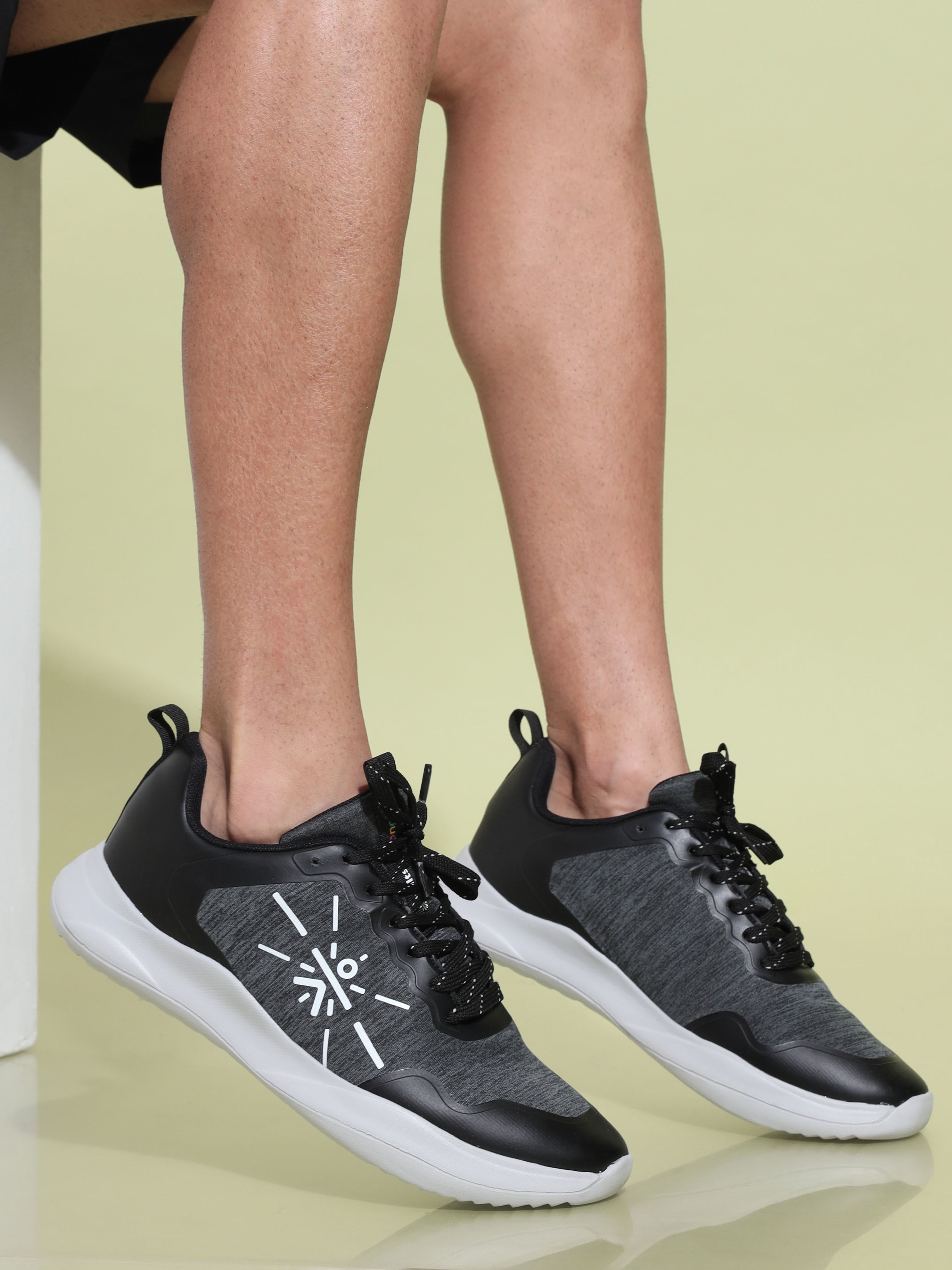 cult Charged Men Running Shoes