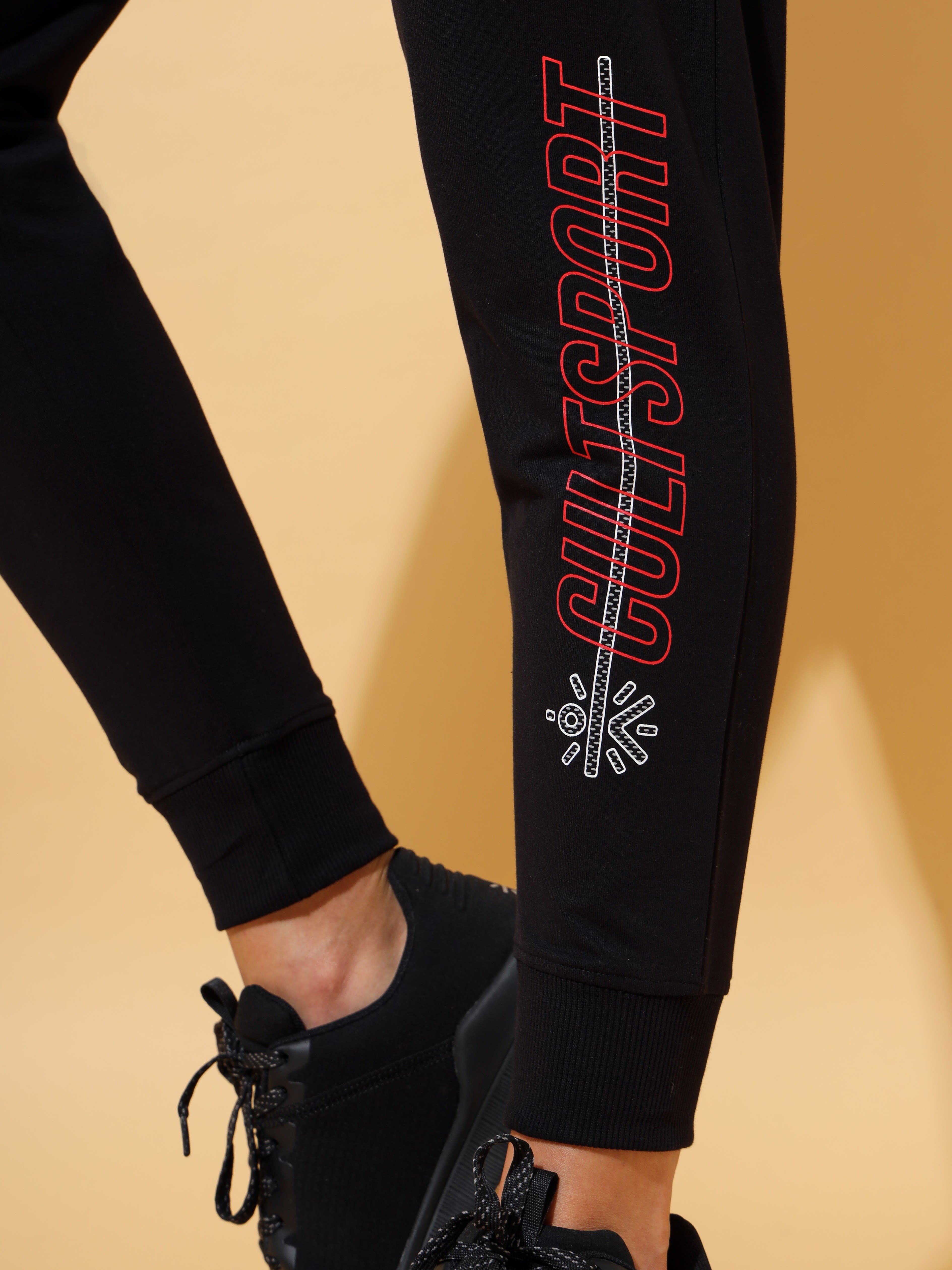 Solid Comfort Jogger with Placement Print