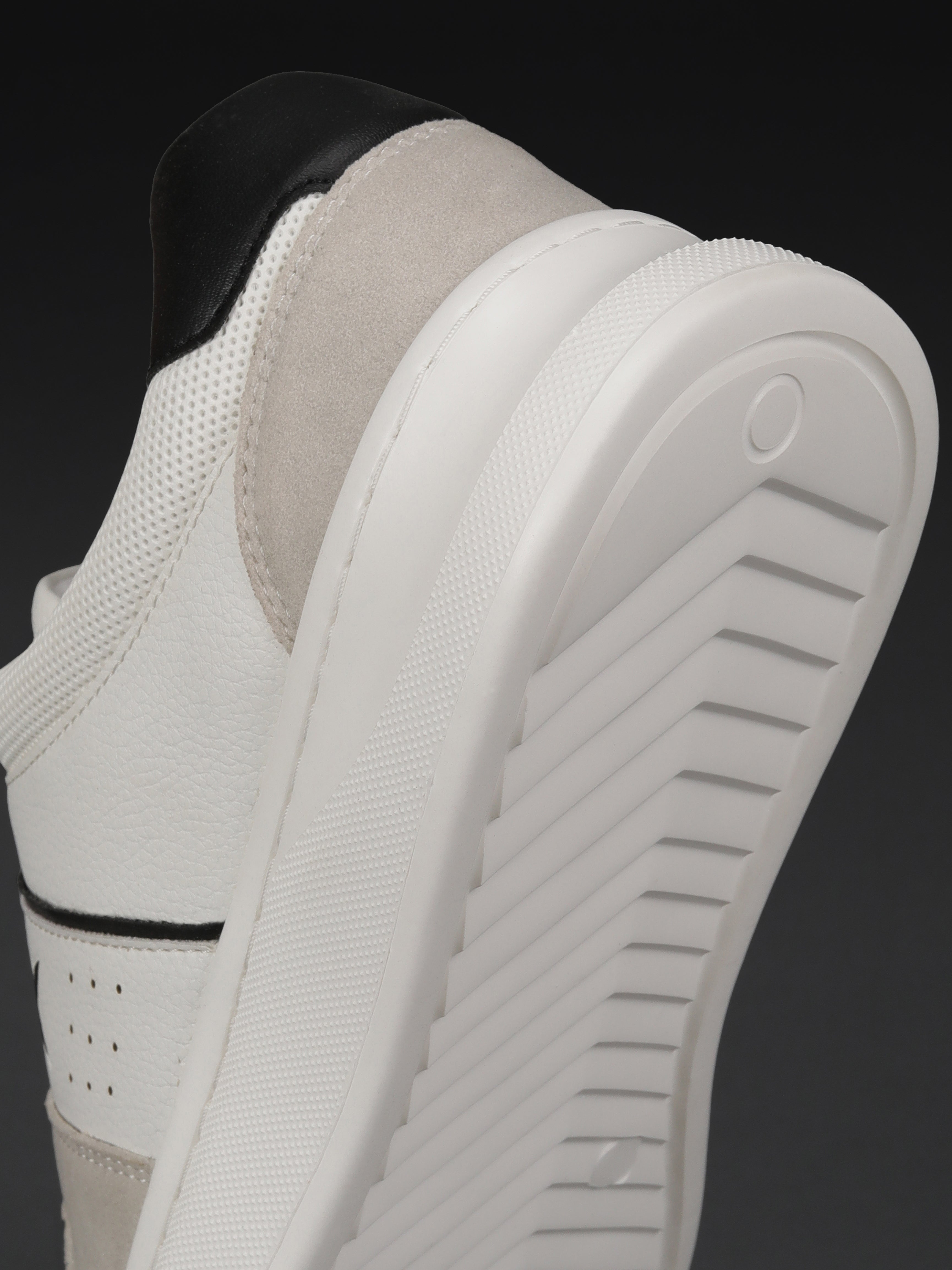 Avant Men's ZipWalk Casual Shoes - White/Grey