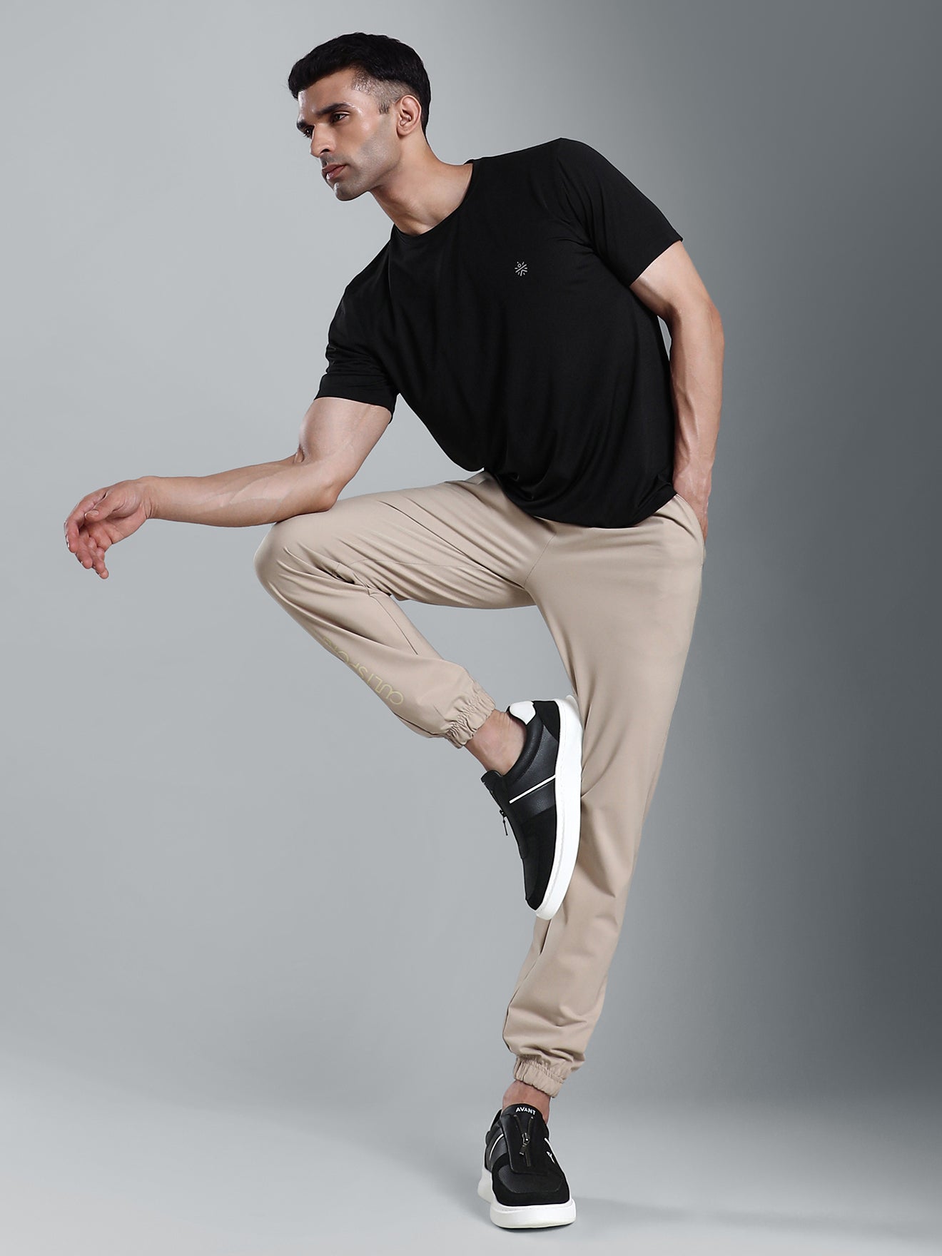 805515 2 51afe777 1bda 43b9 a0fe 440623add42f