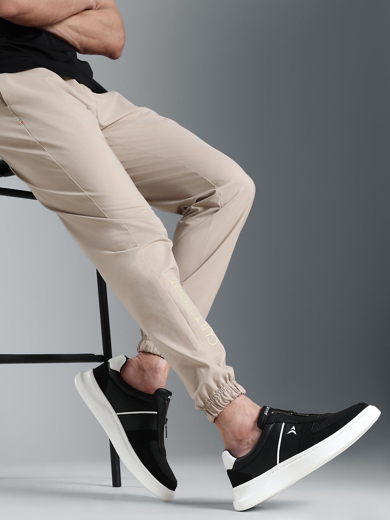 Avant Men's ZipWalk Casual Shoes - Black