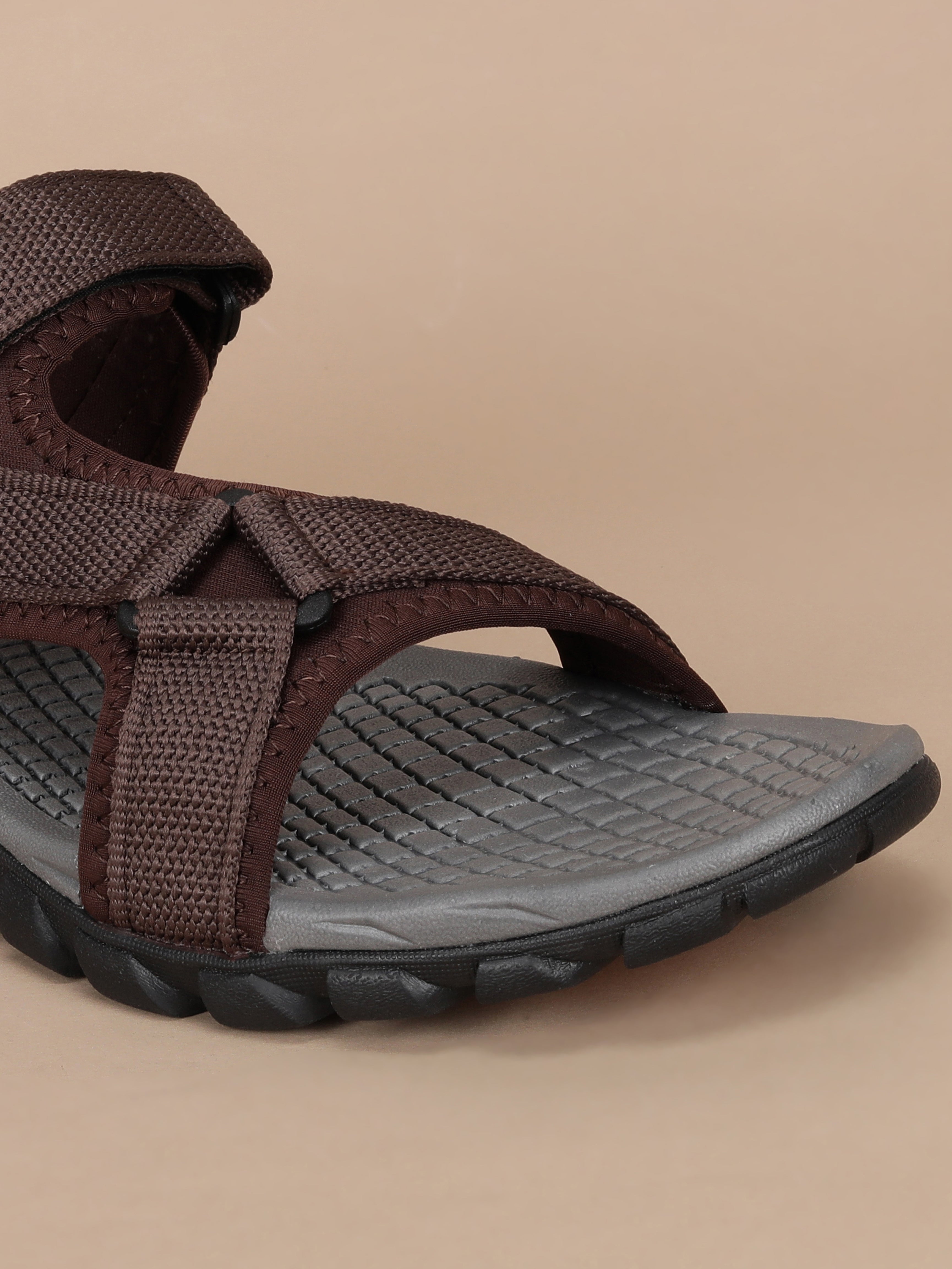 Avant Men's Gripper Sandals - Beige