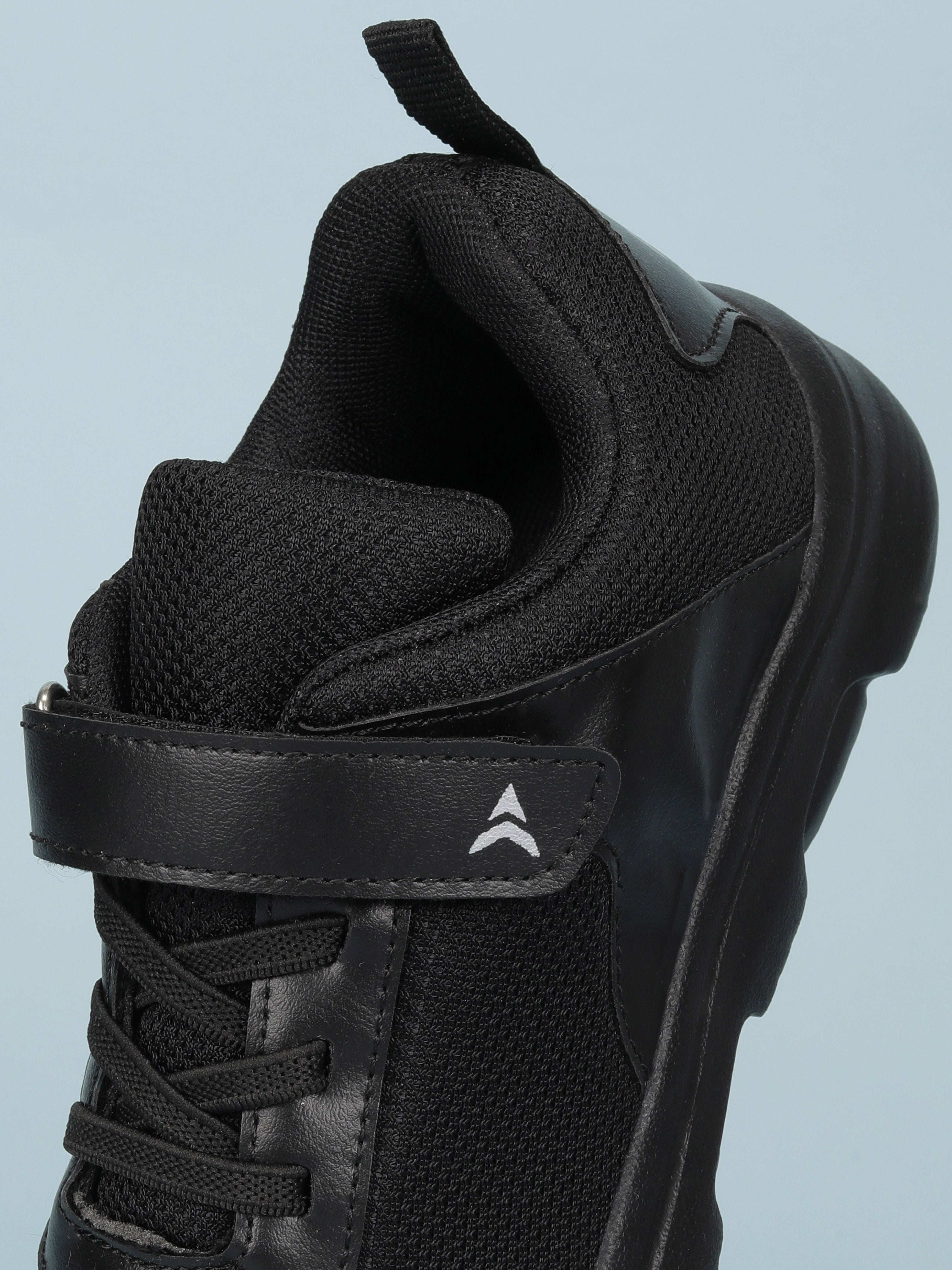 Avant Kid's Unisex PlayDash School Shoes - Black