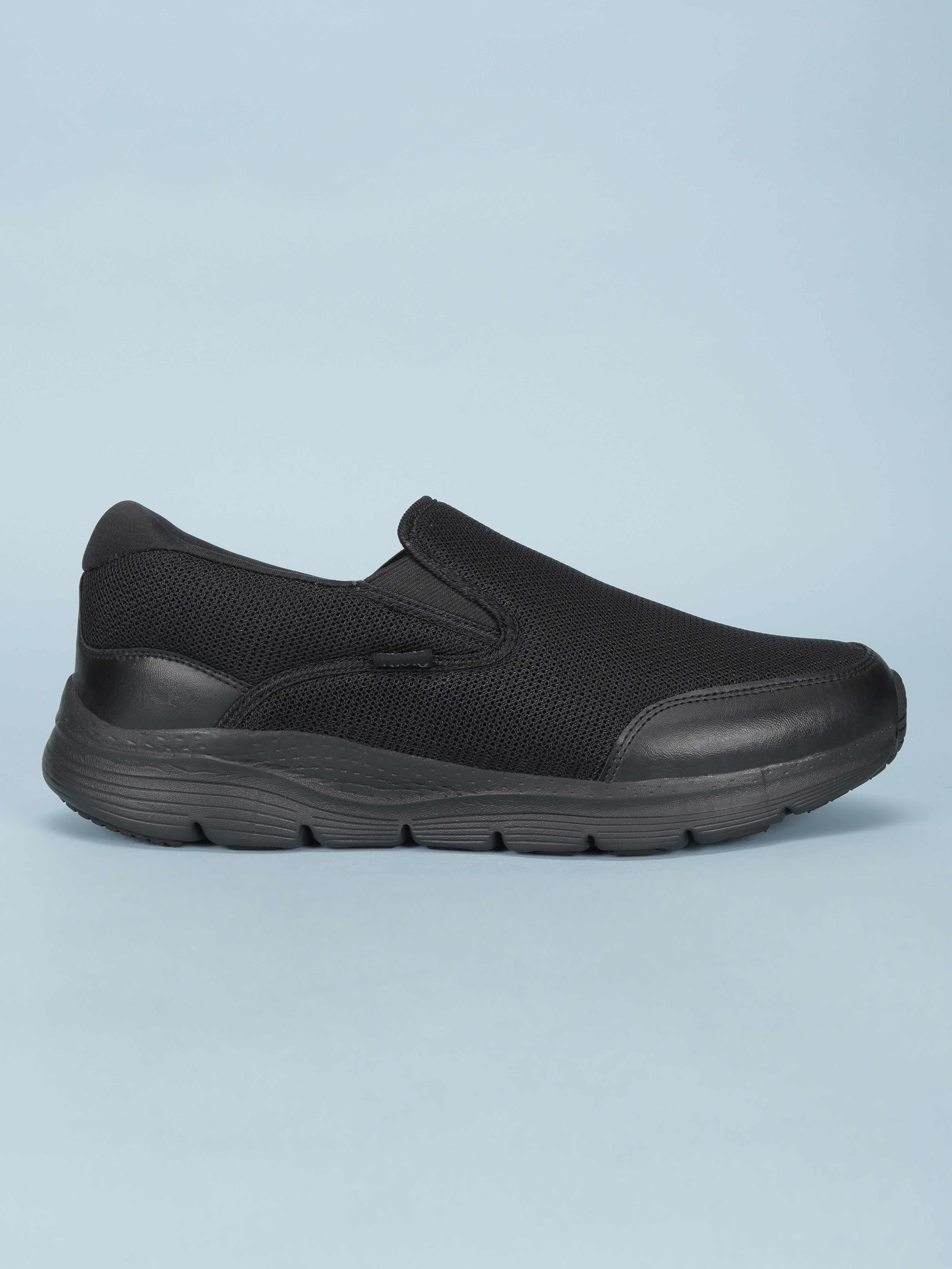 Avant Men's AirCruise Slip-On Walking Shoes - Black