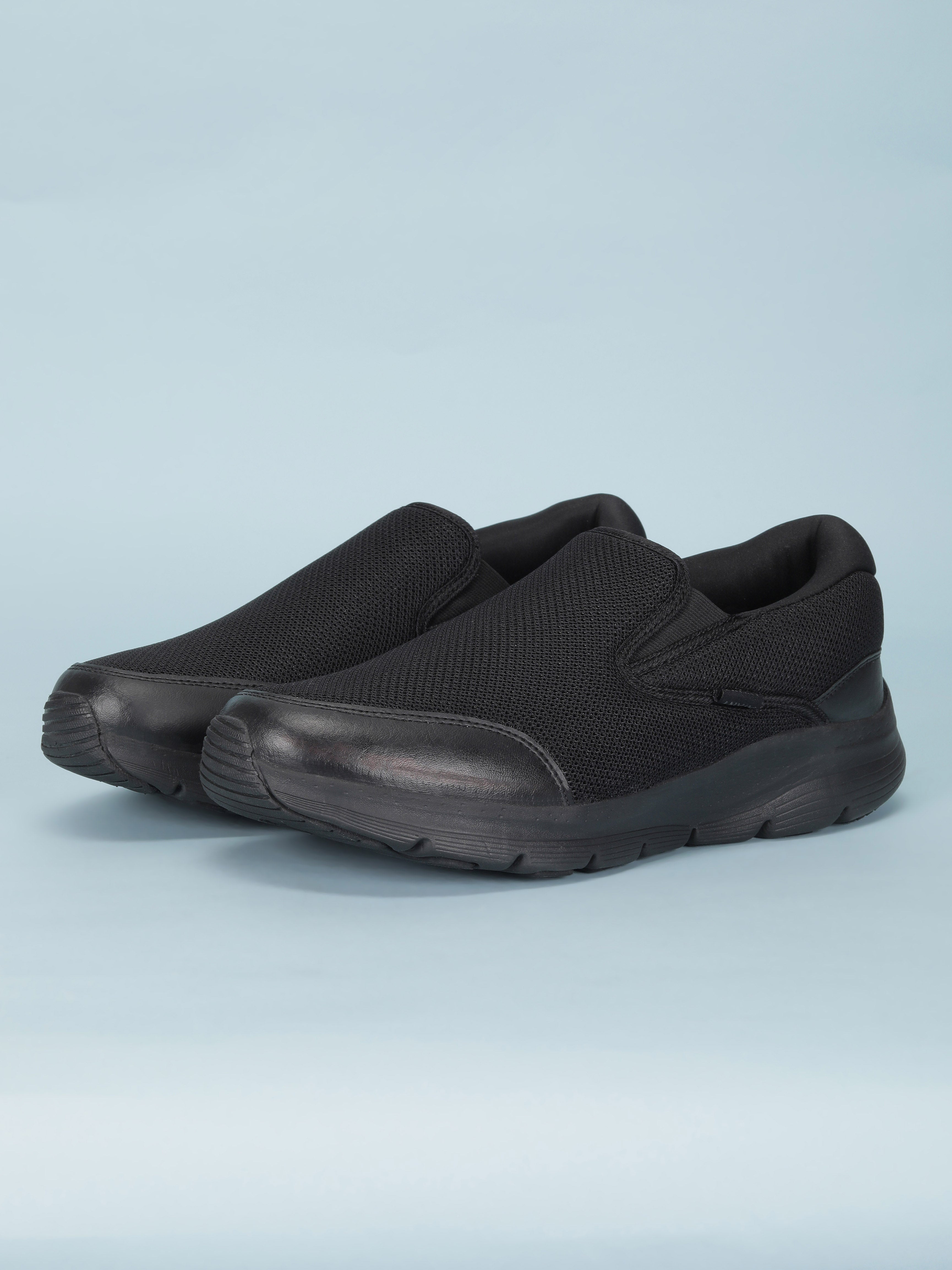 Avant Men's AirCruise Slip-On Walking Shoes - Black