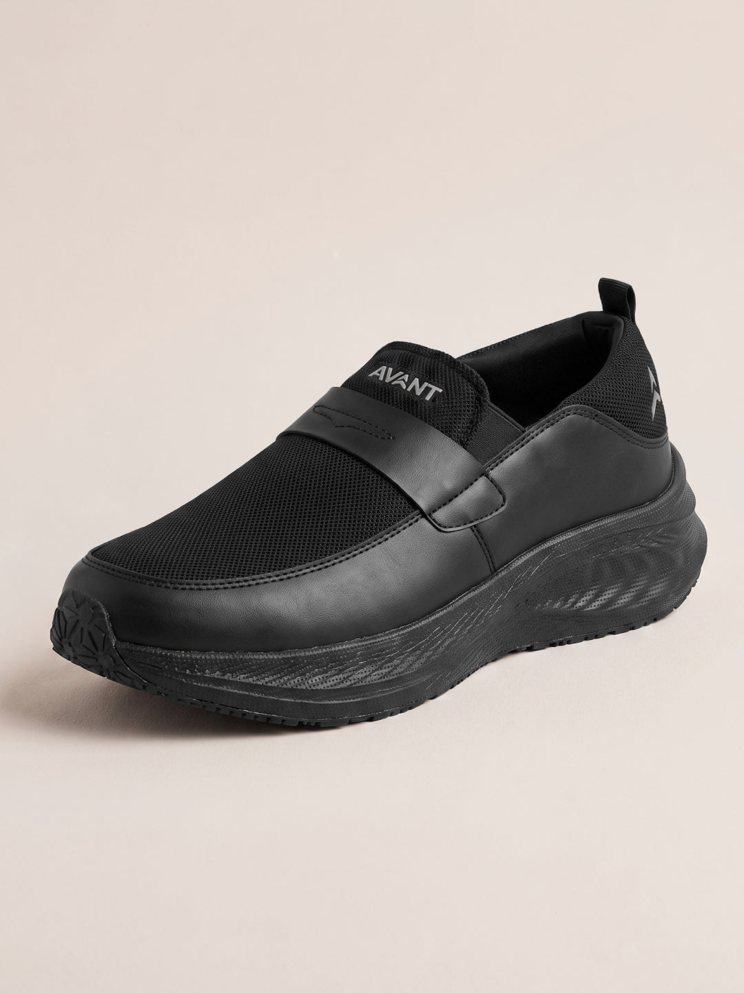 Avant Men's AeroShift Slip-On Walking Shoes - Black
