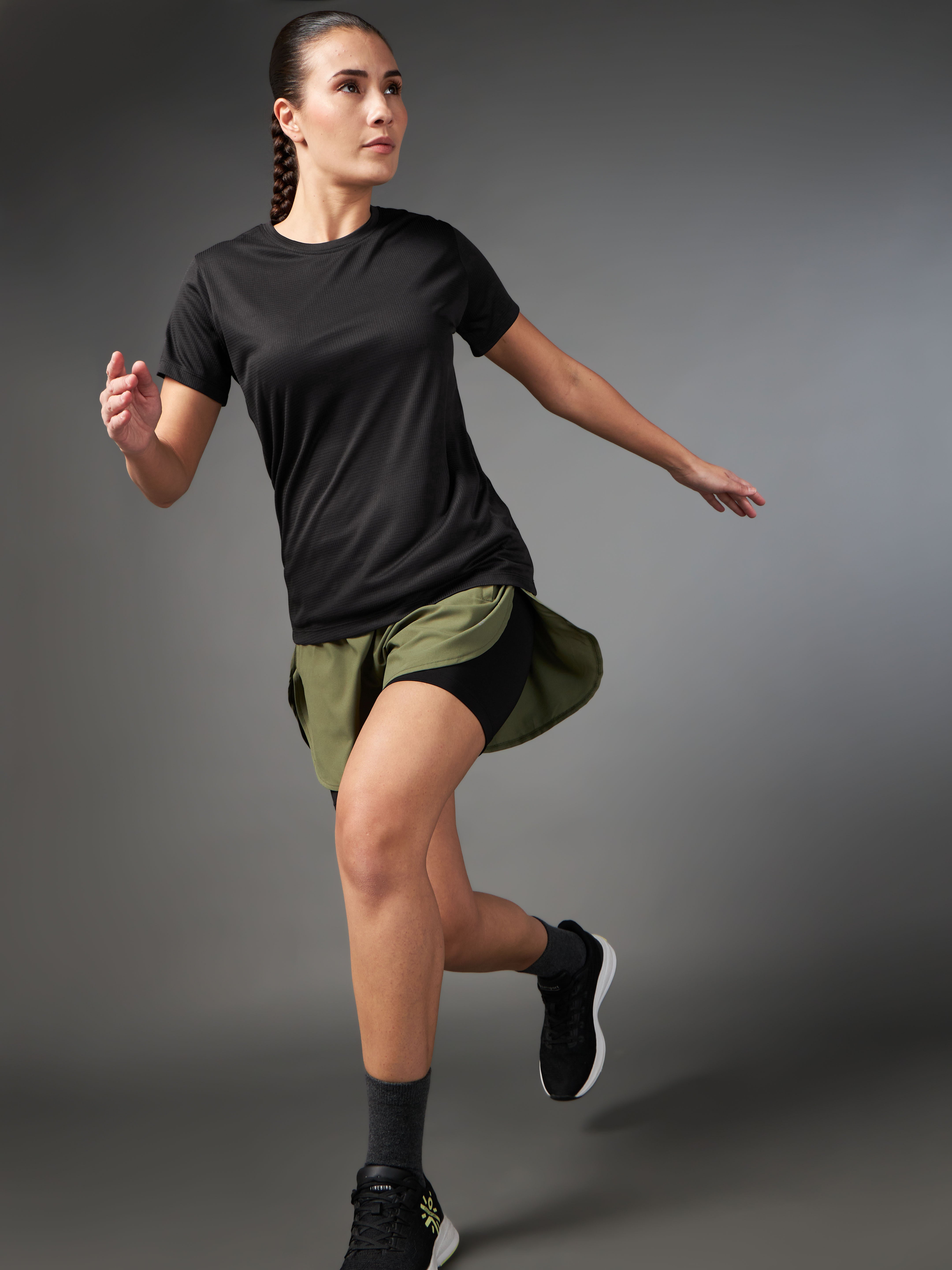 82e2a4gxysrerzgdhufyy6uz