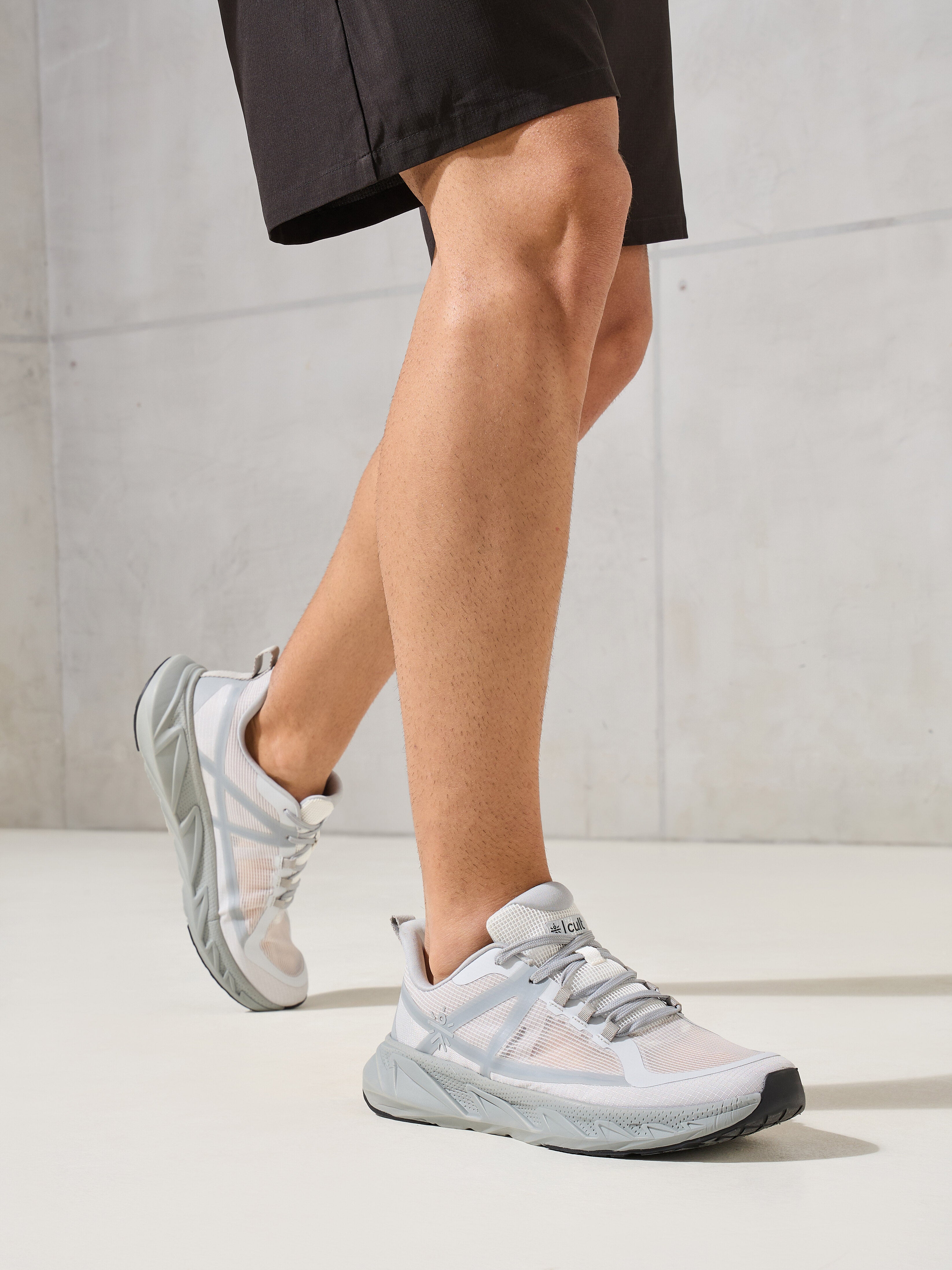 cult Men's Traverse Running Shoes - L.Grey