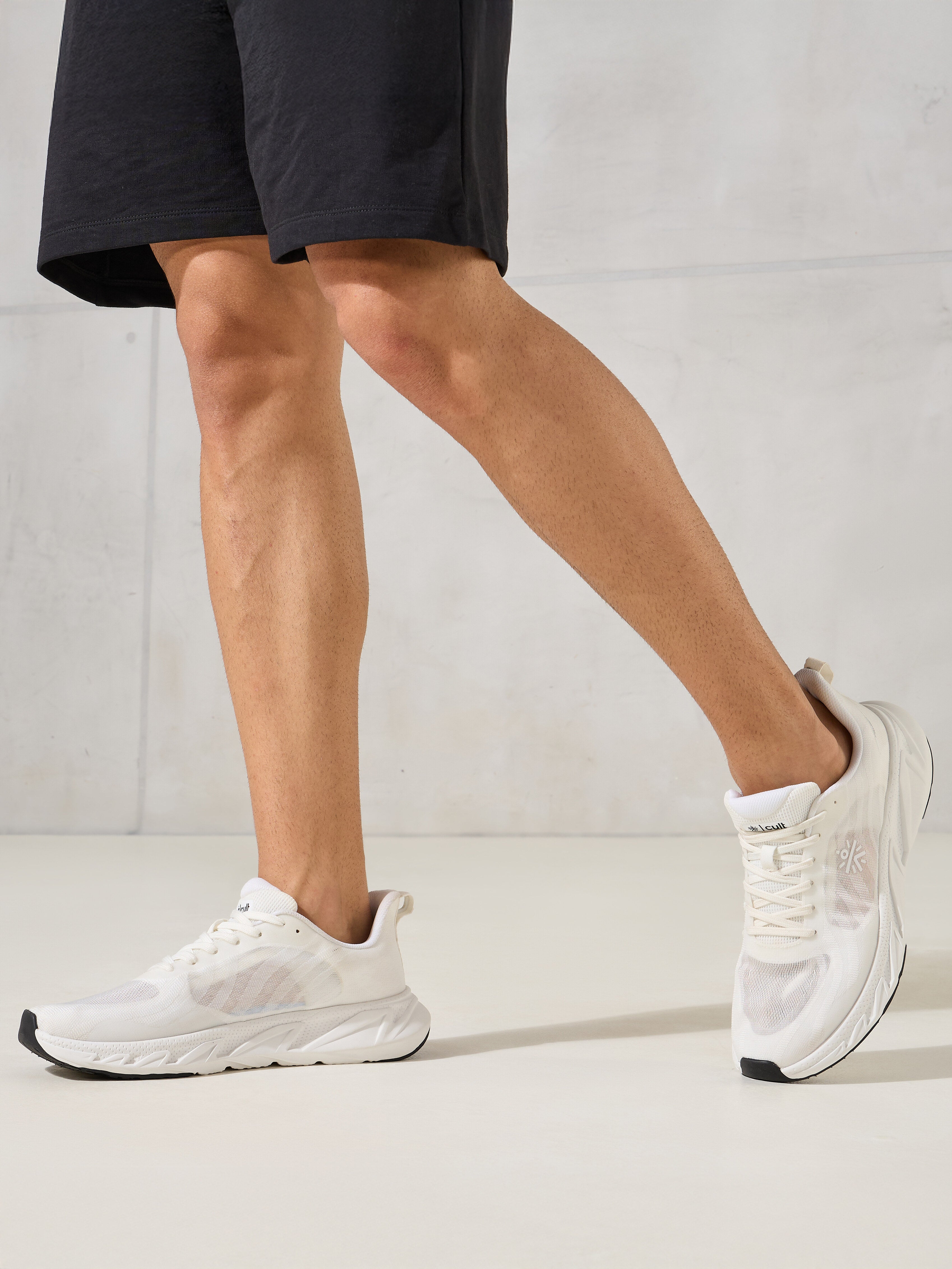 cult Men's StridePulse Running Shoes - White