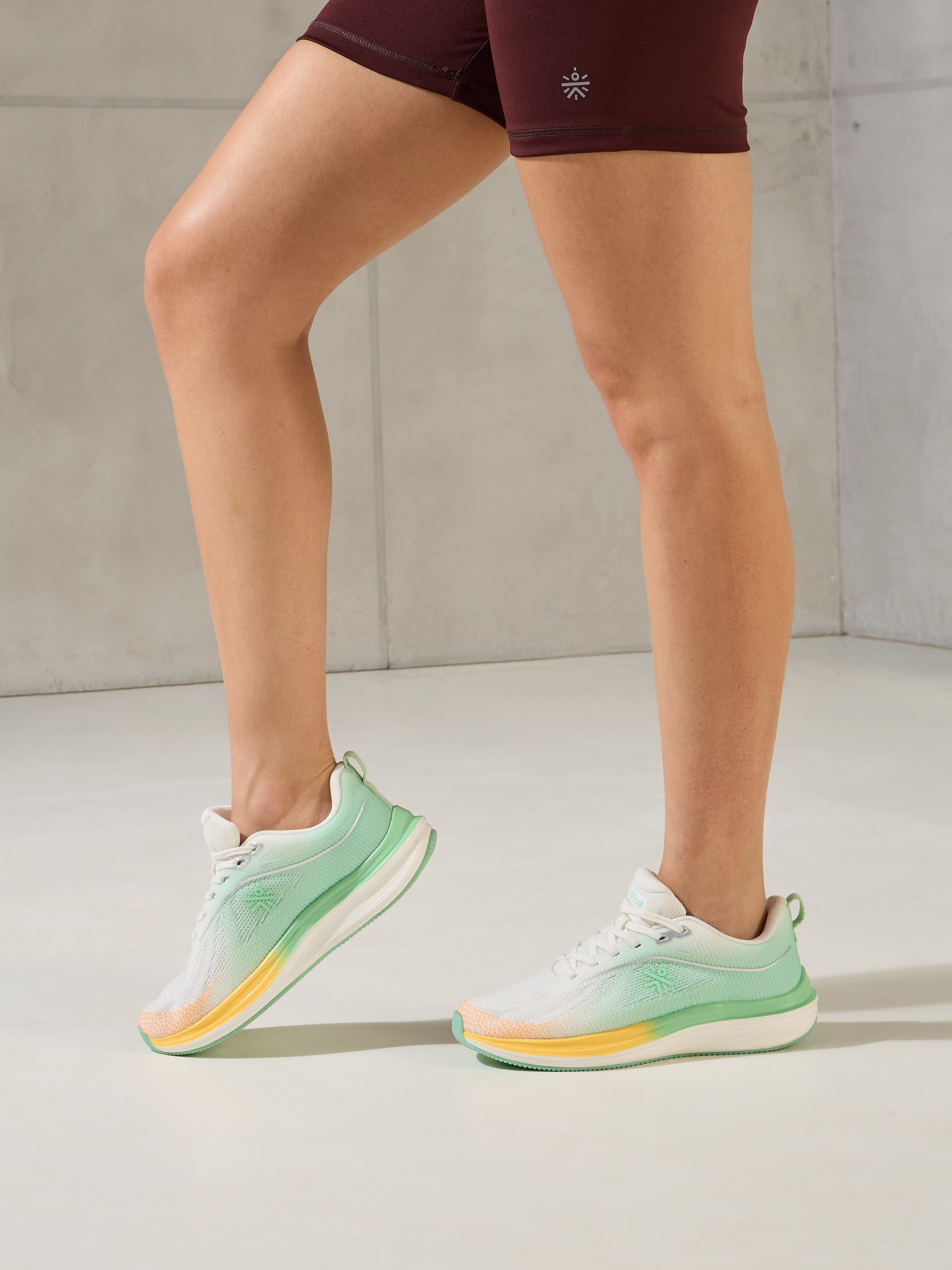 cult Women's Aeris Running Shoes - L.Green