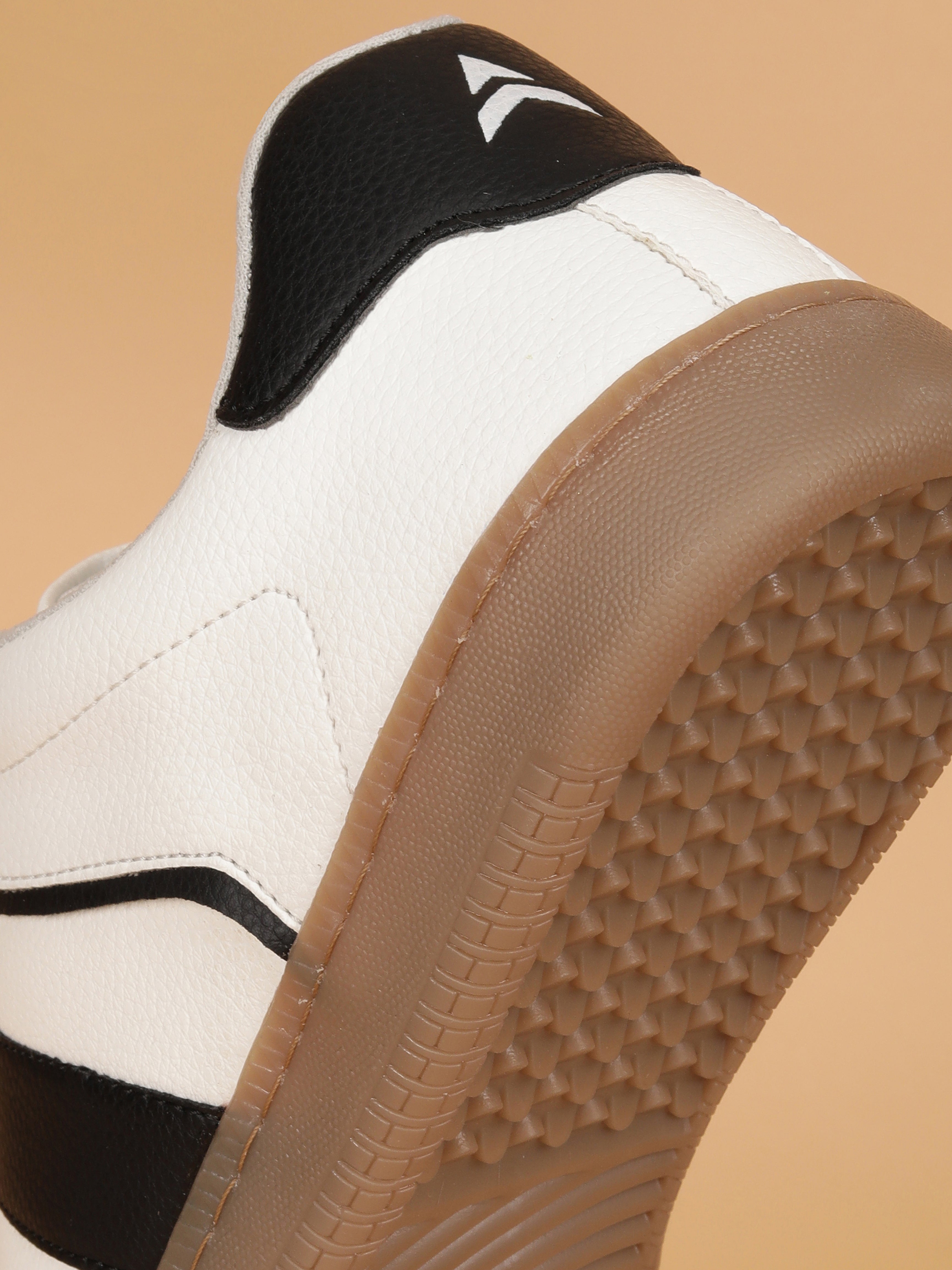 8 a9280305 33b9 4b2e 9541 ff0978766357