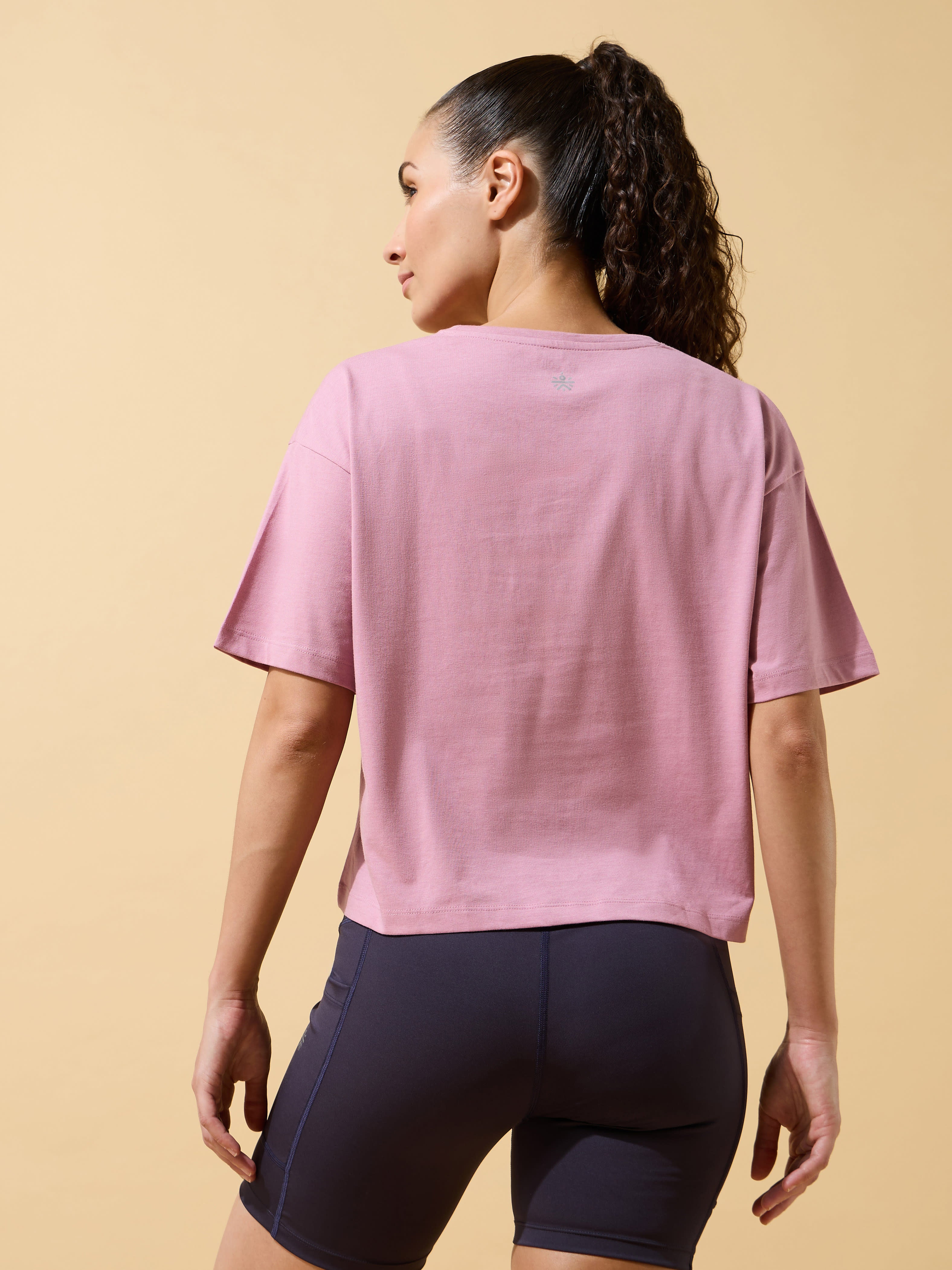 Sporty Chic Boxy Crop T-shirt