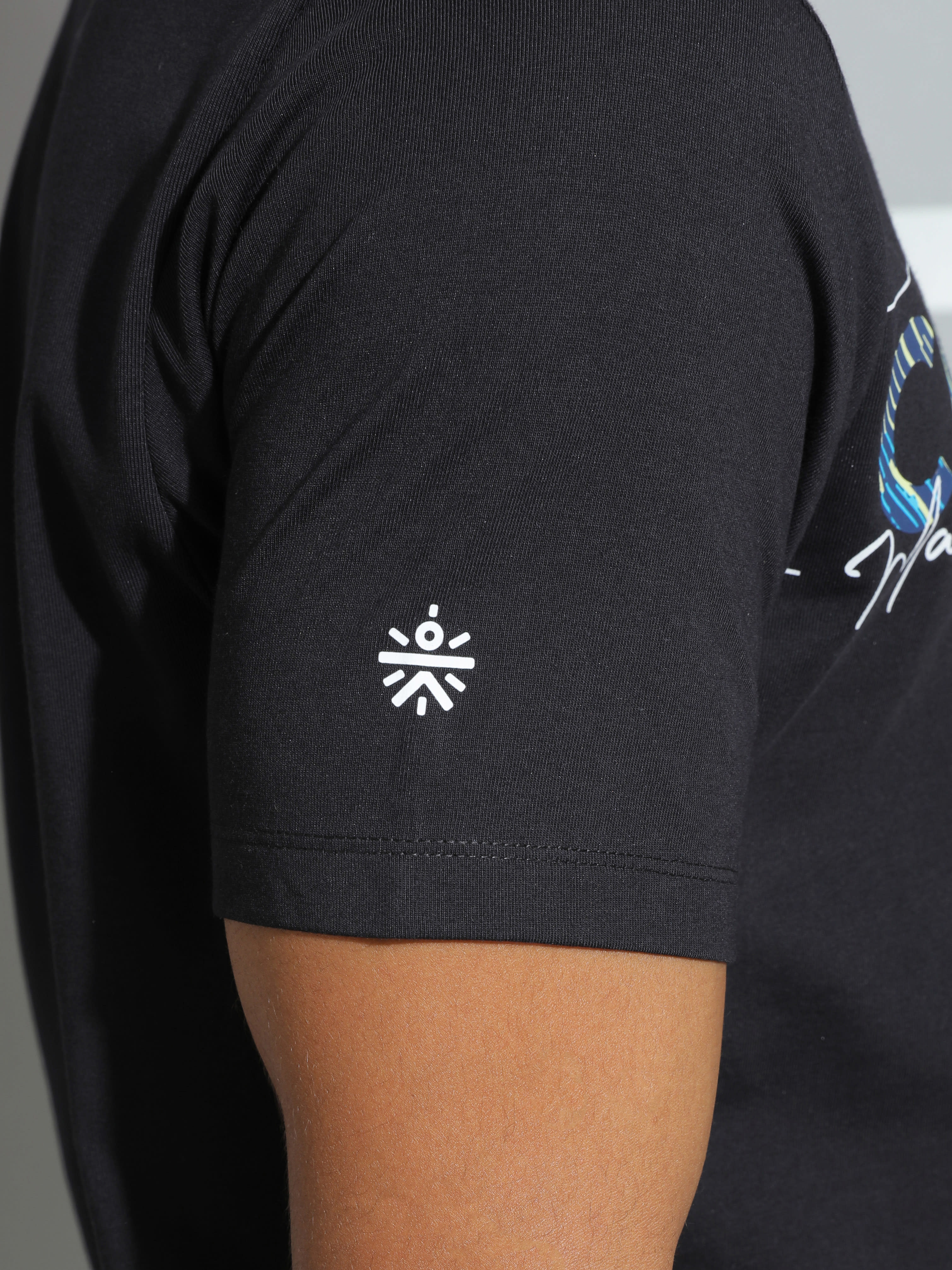 Glitch Logo Active T-shirt