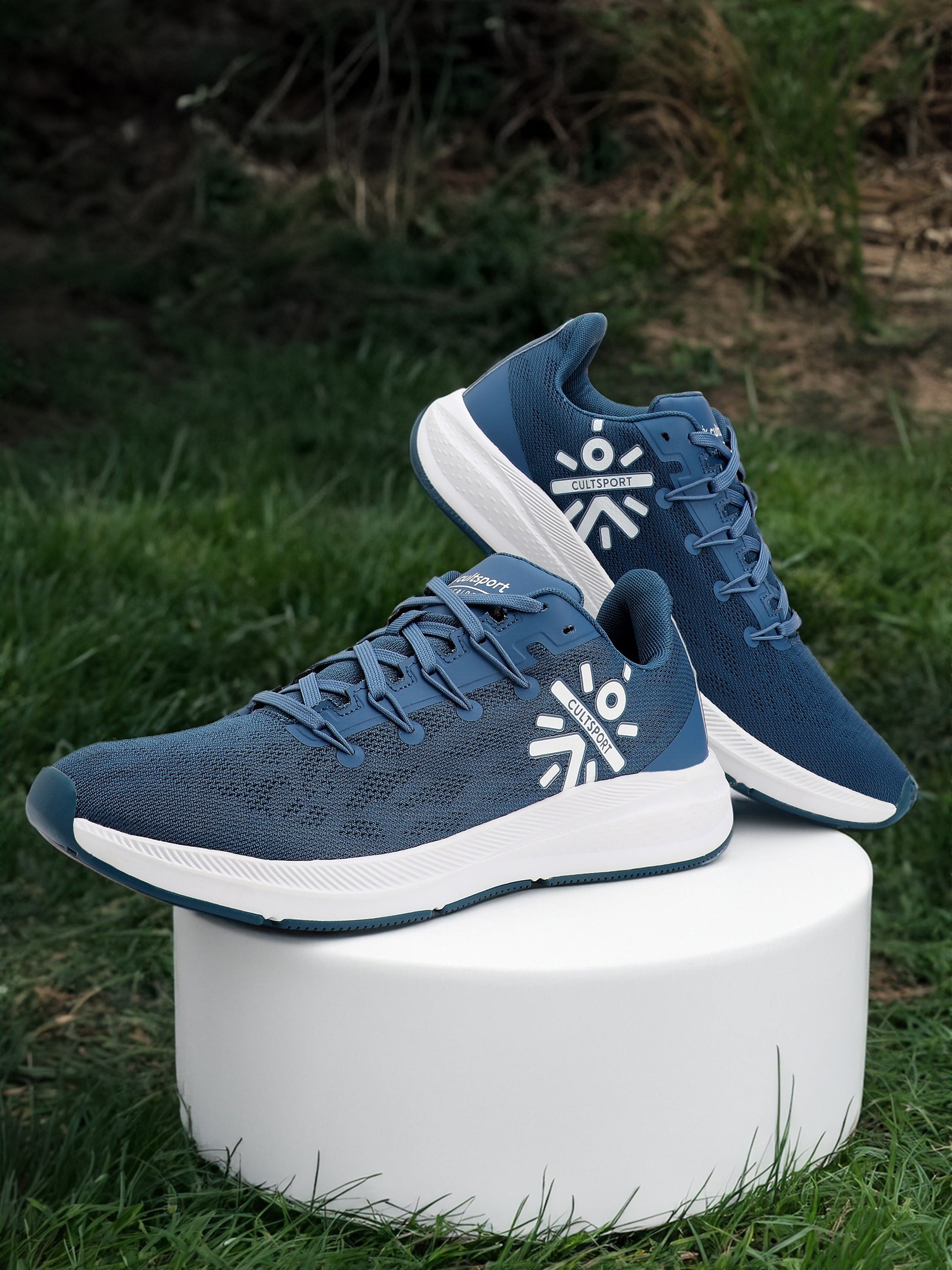 cult Firebird Men Running Shoes - Dusky Blue