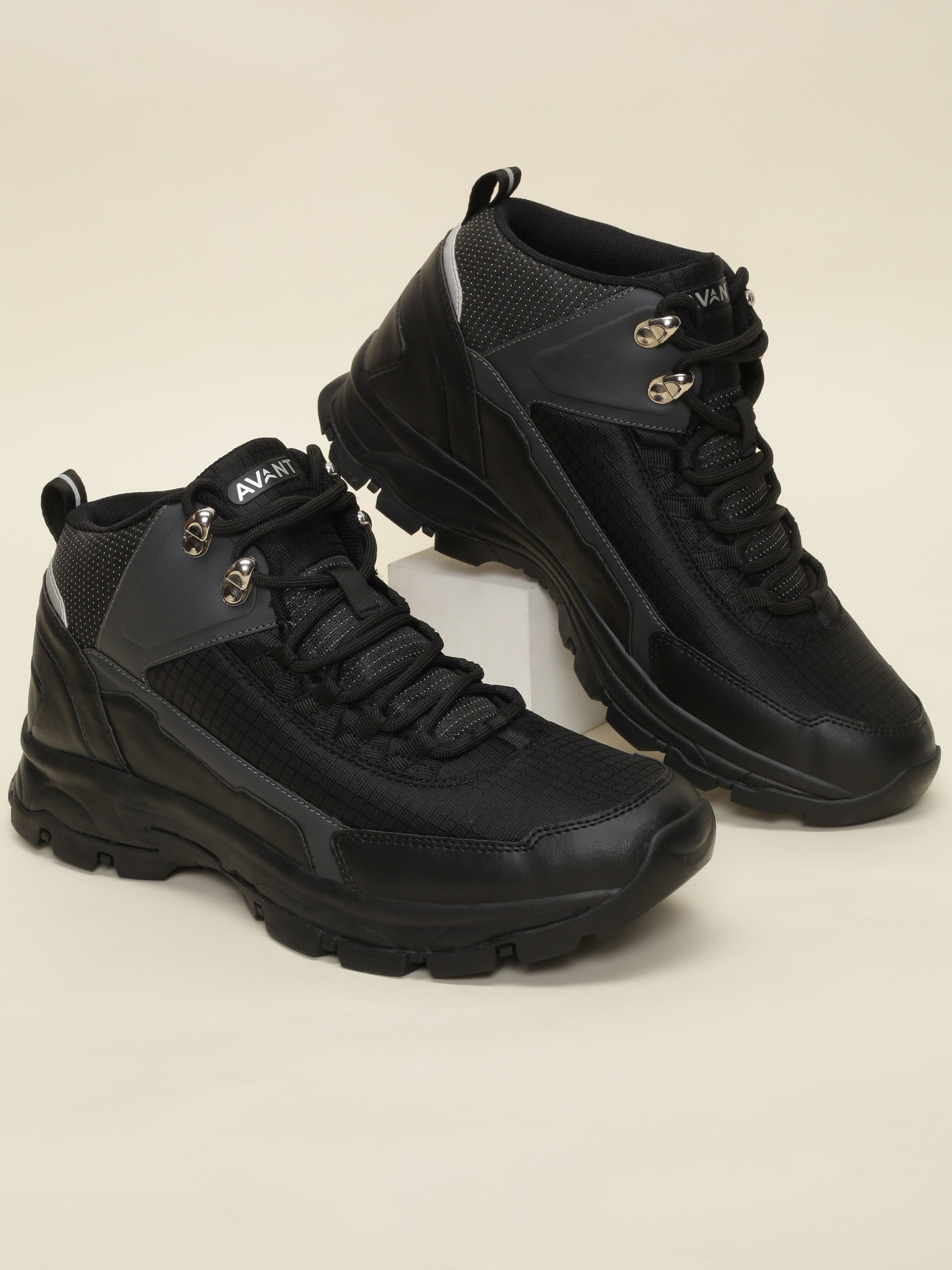 Avant Men's TerraTread Outdoor Shoes - Black