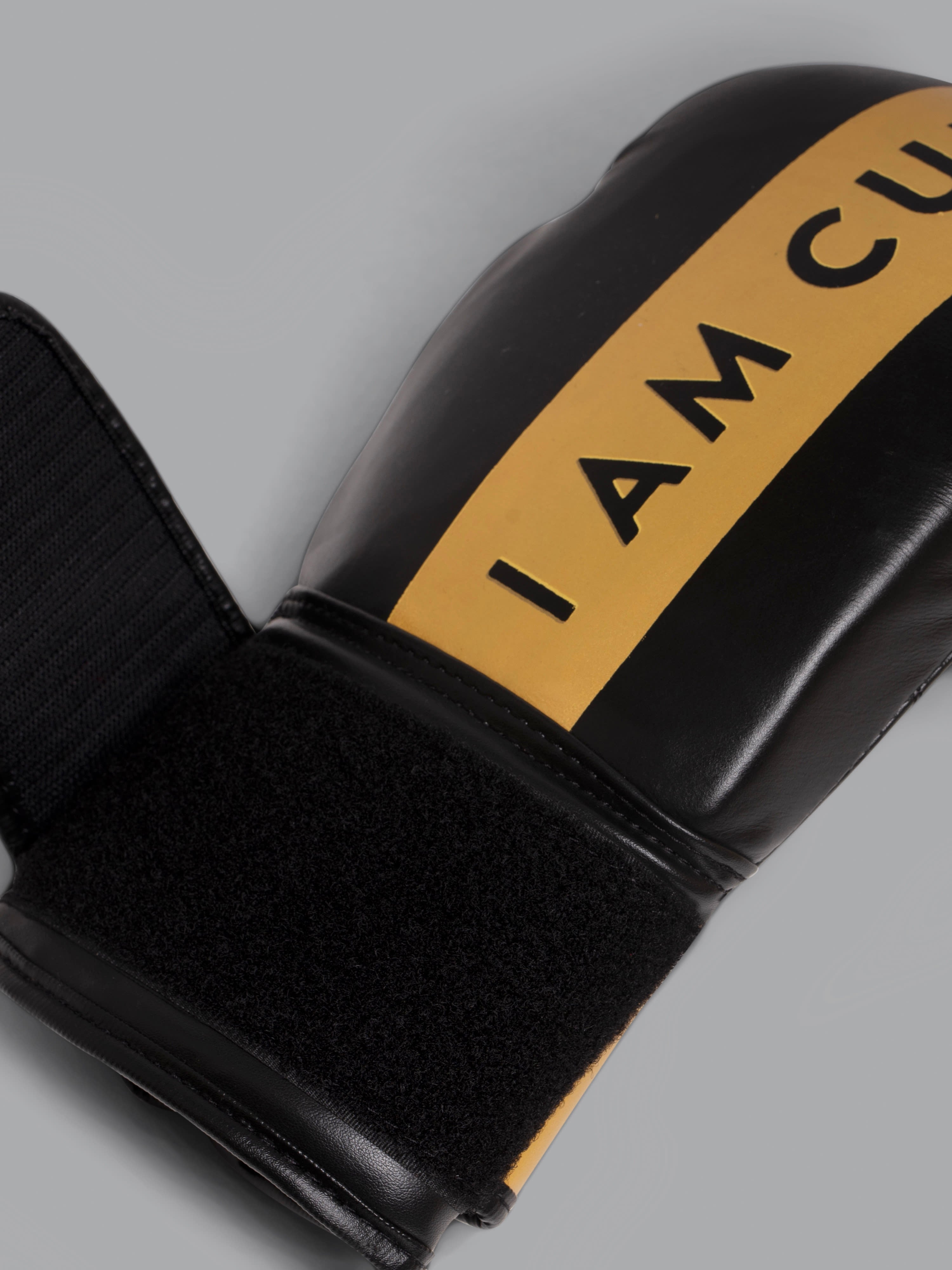 Combo Boxing Gloves with Handwraps