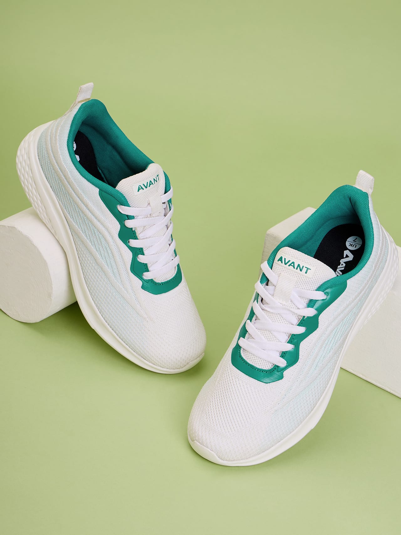 Avant Women's Mermaid Walking Shoes - White/Teal