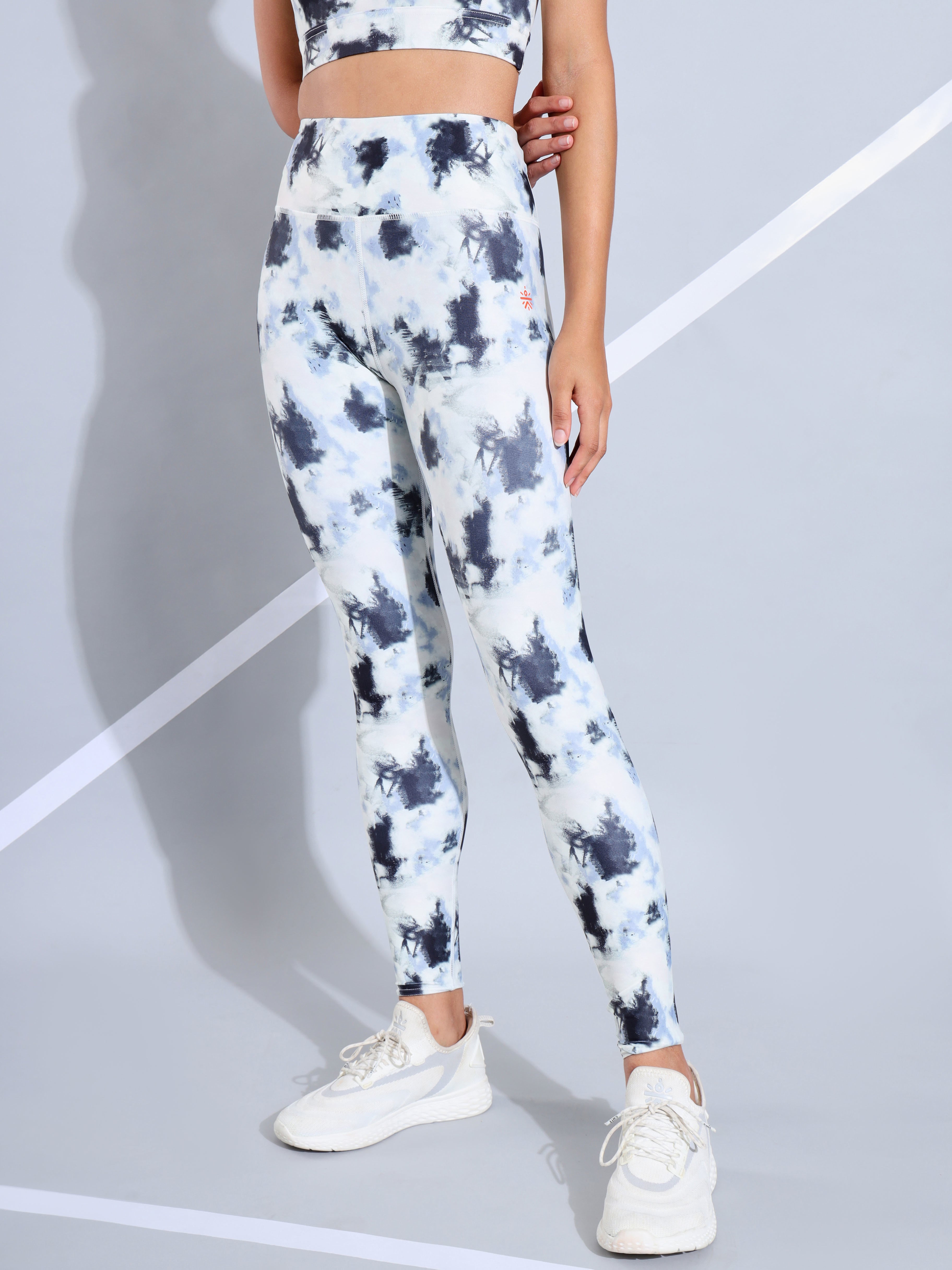 Creme All Over Print Absolute Fit Tights with Back Pocket