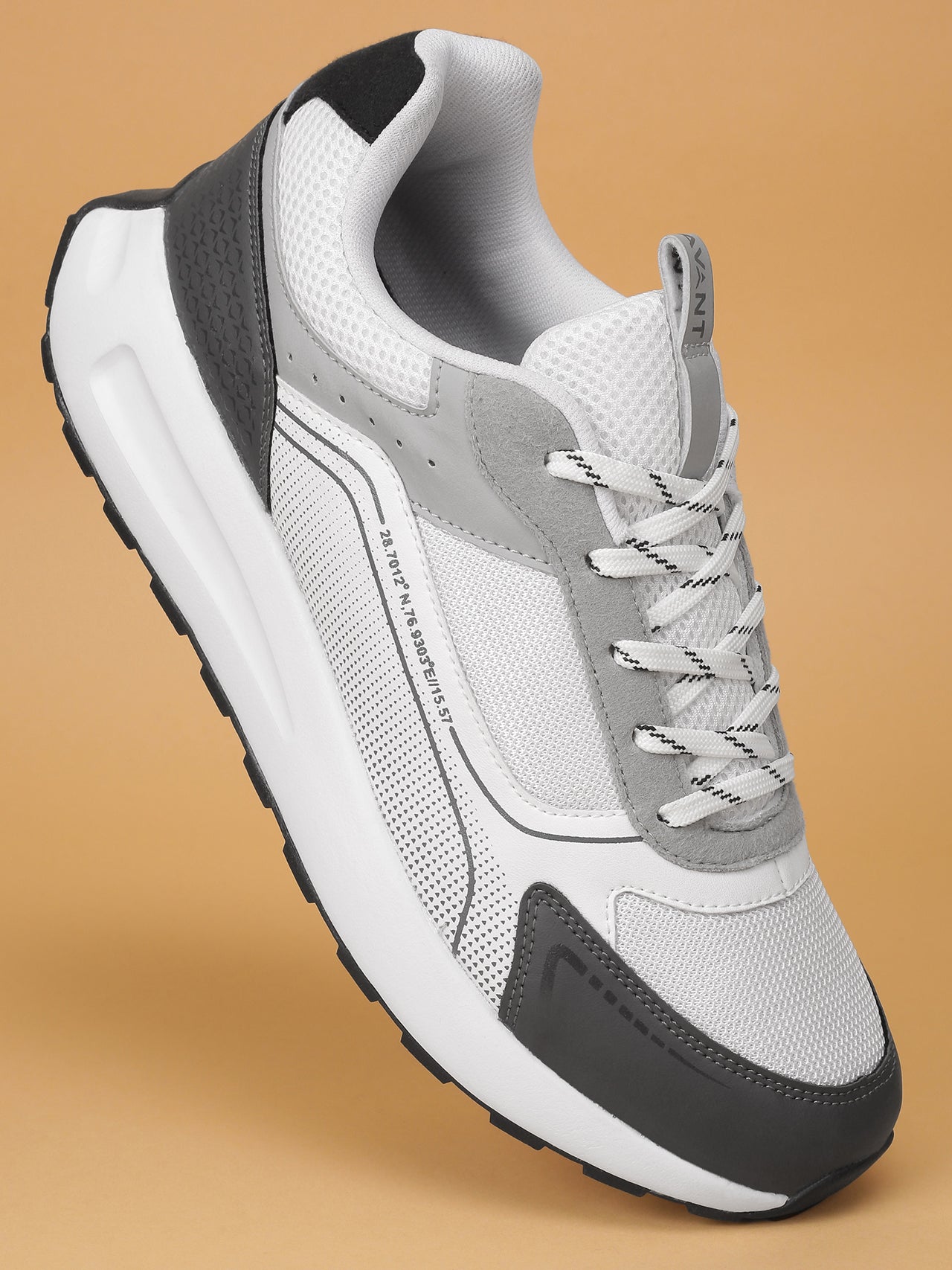 Avant Men's NexStep Sneaker Shoes - Black/White