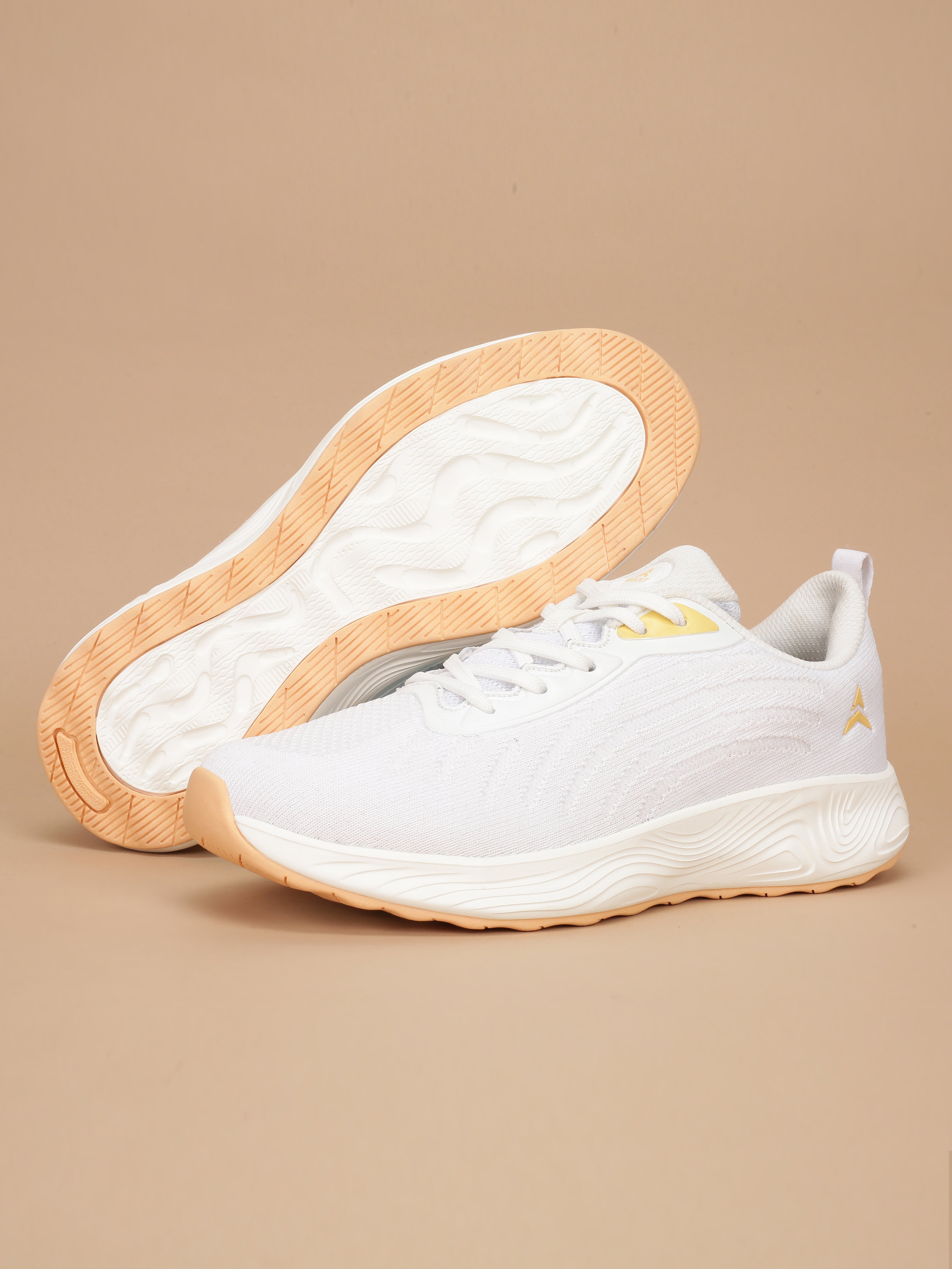 Avant Women's Zova Casual Shoes - Off White