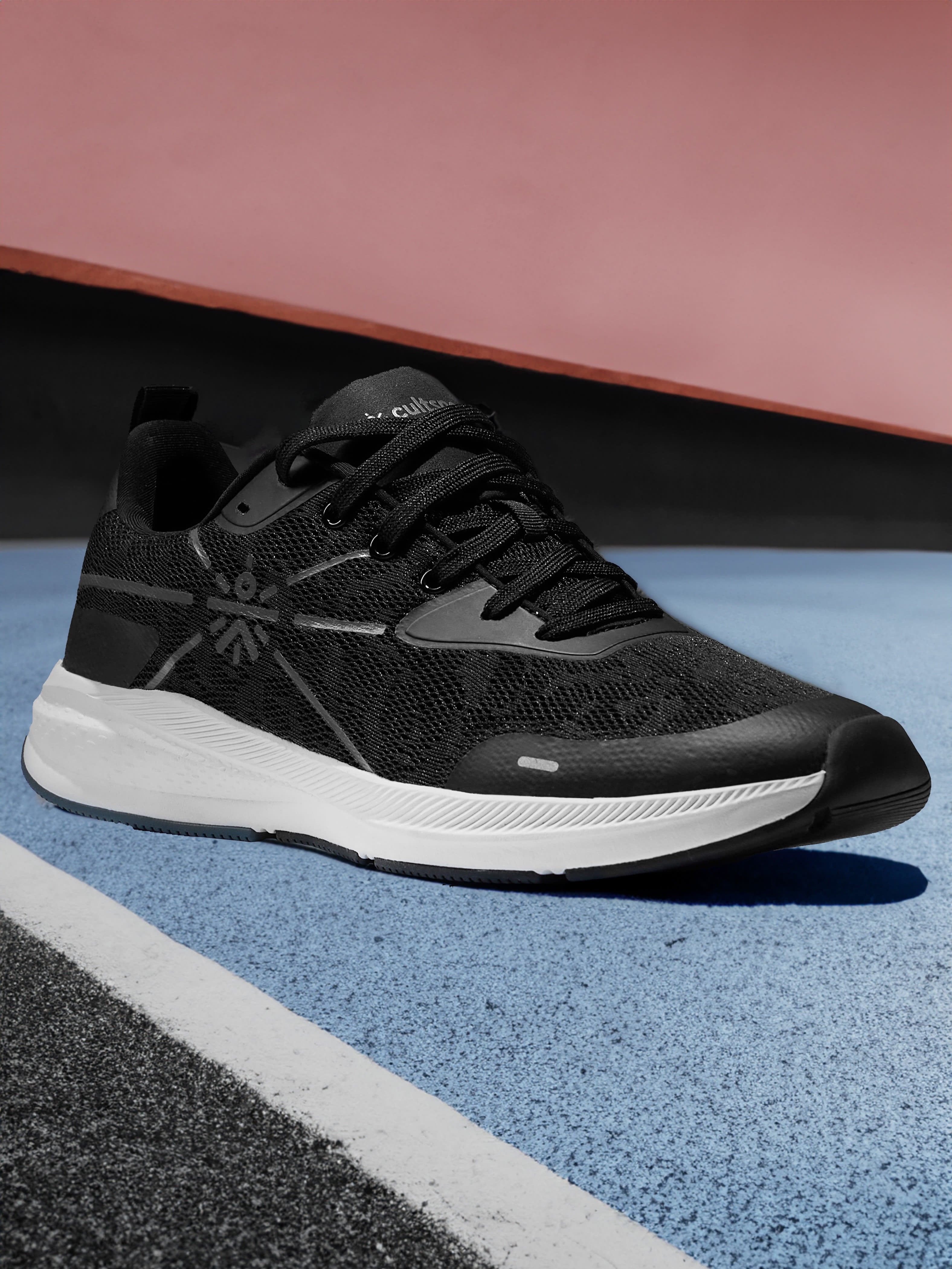 cult Flomo Men Running Shoes - Black