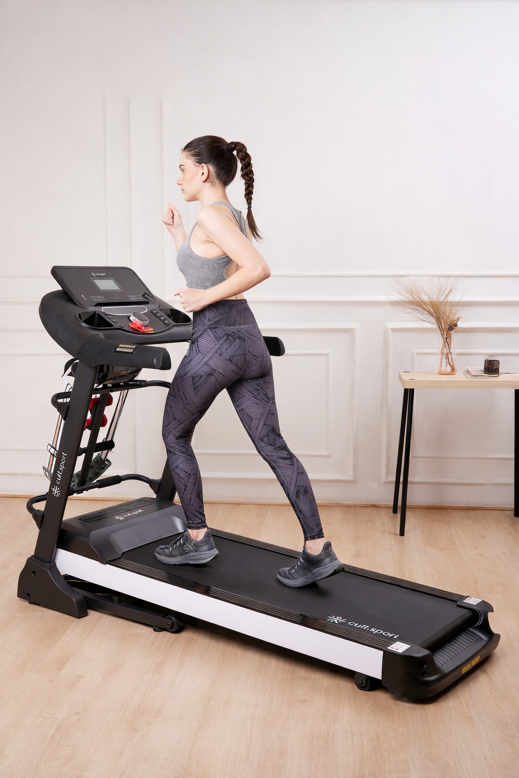 Smartrun Canoas 5.5 HP Peak Treadmill | 15-level Auto-Incline & Massager | Max Weight-130kg | Max Speed-16kmph (with 6 Months Extended Warranty)