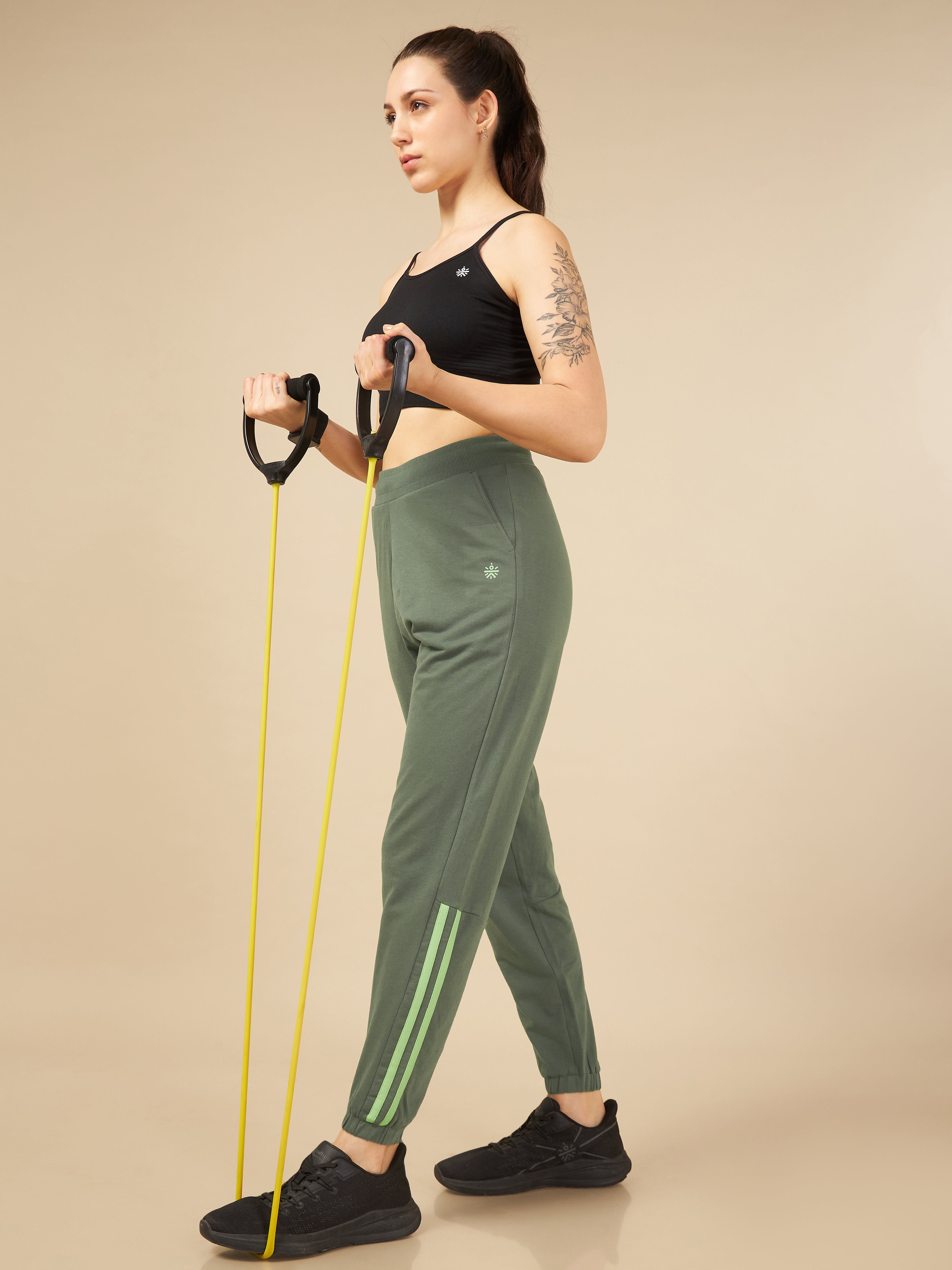 Cyeritk9zvtnus3pfx1tguao