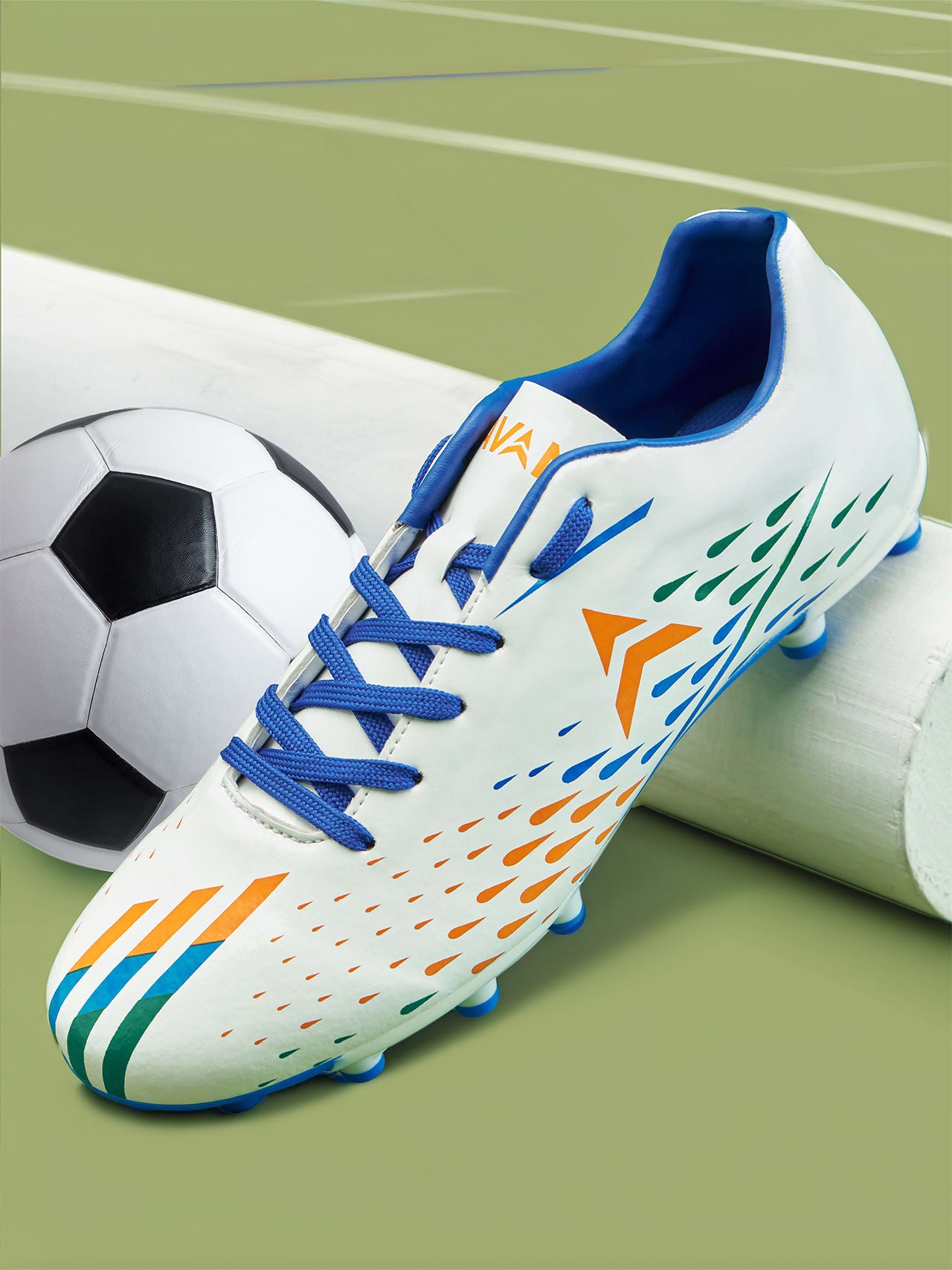Avant Men's FreeKick Football Shoes-White/Blue