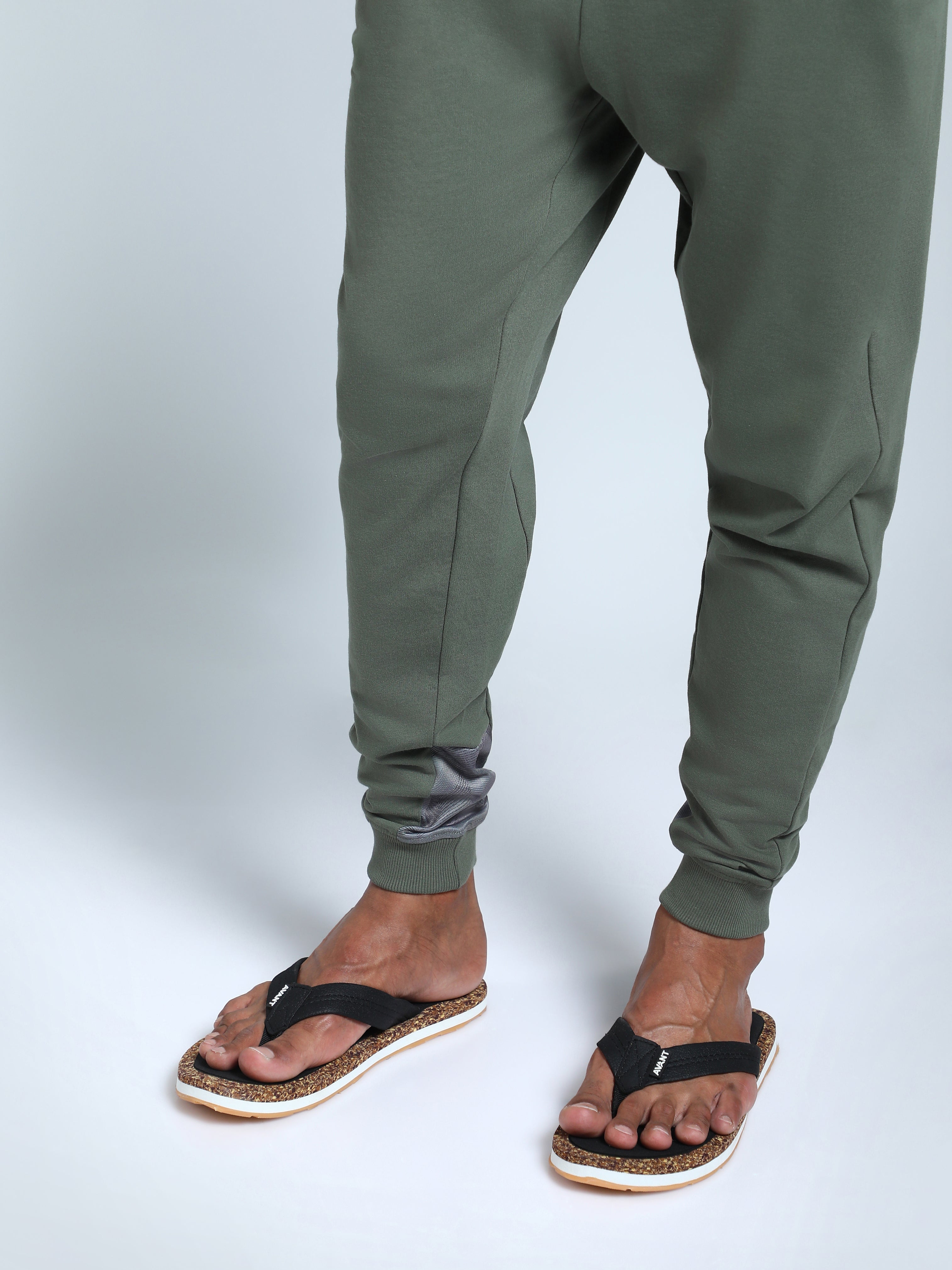 Avant Men's Crux Flip Flops - Black