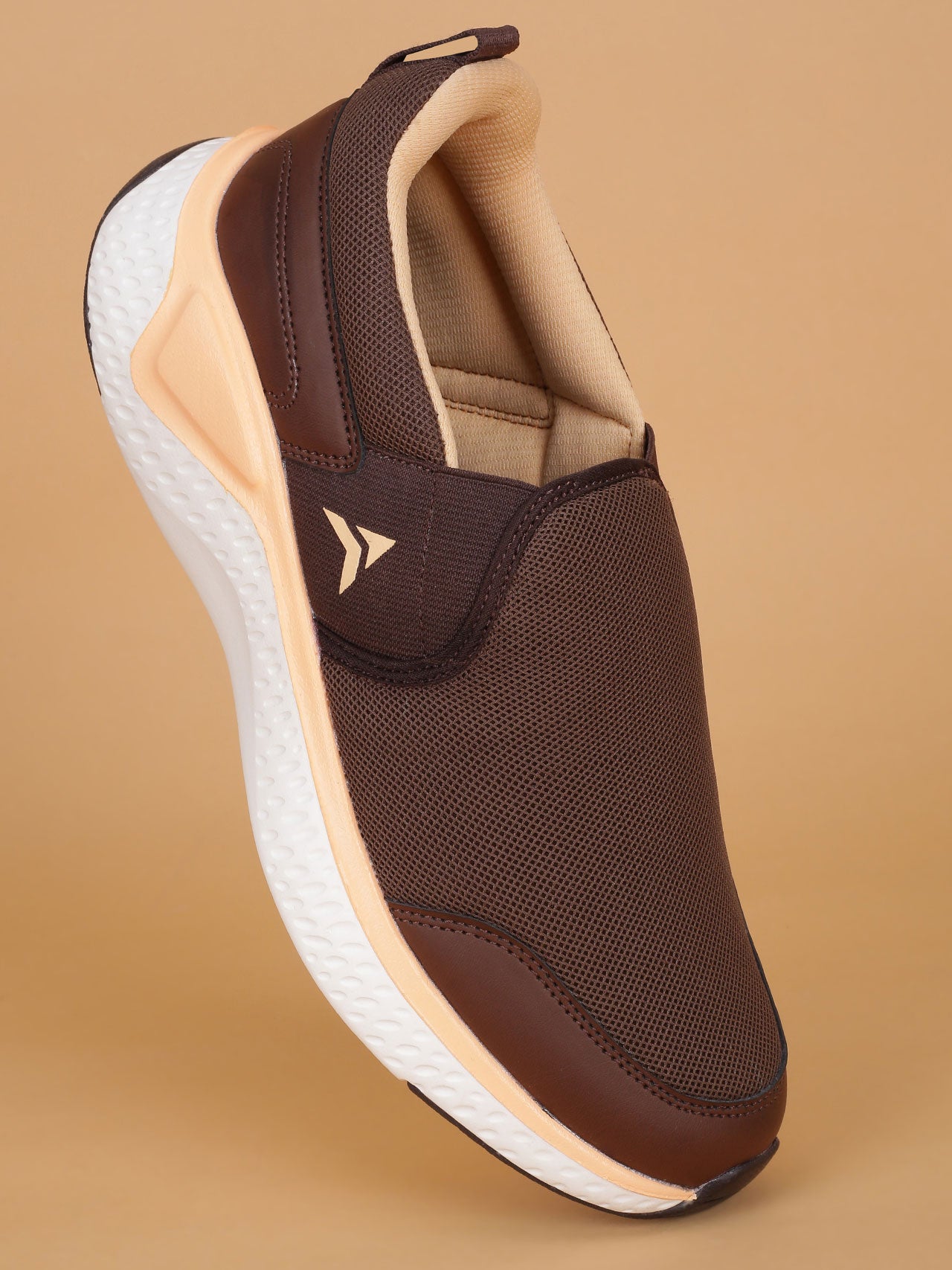 Avant Women's Sway Slip On Walking Shoes - Brown