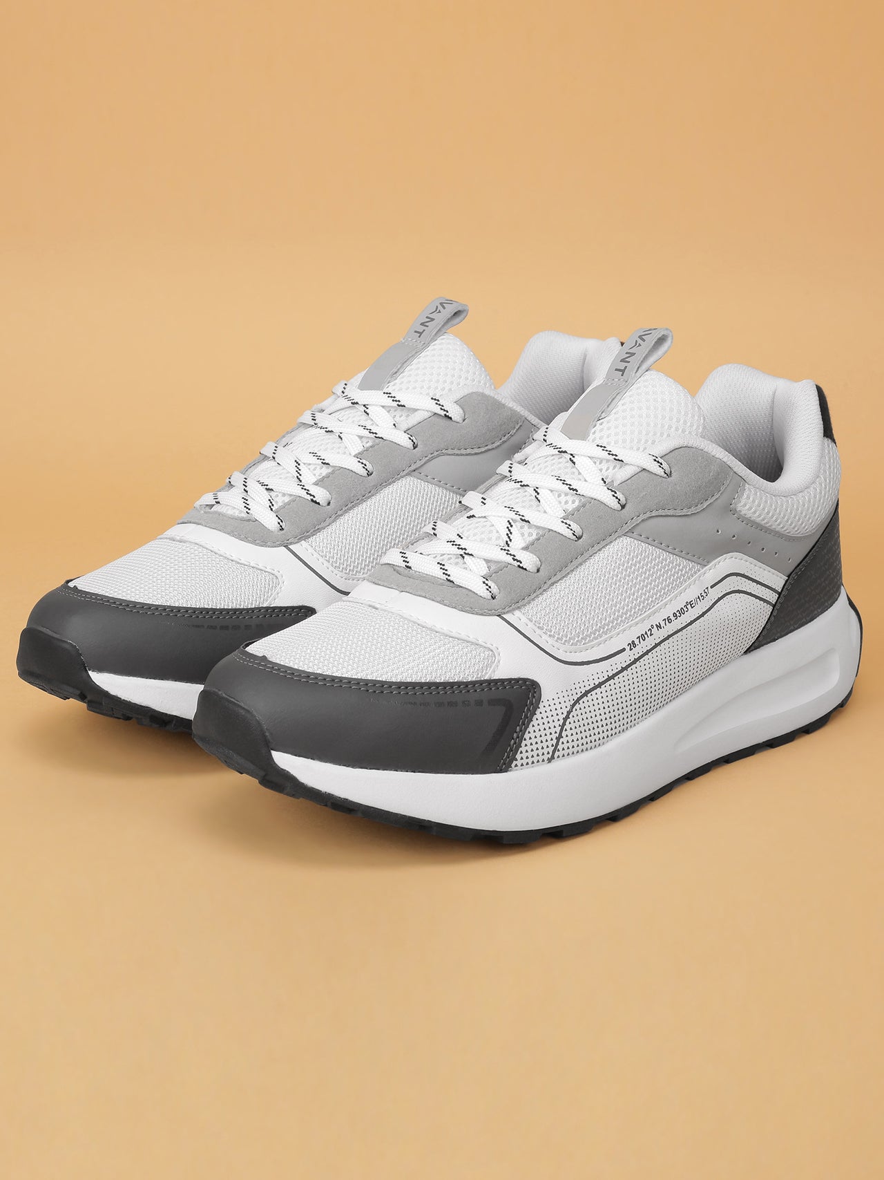 Avant Men's NexStep Sneaker Shoes - Black/White