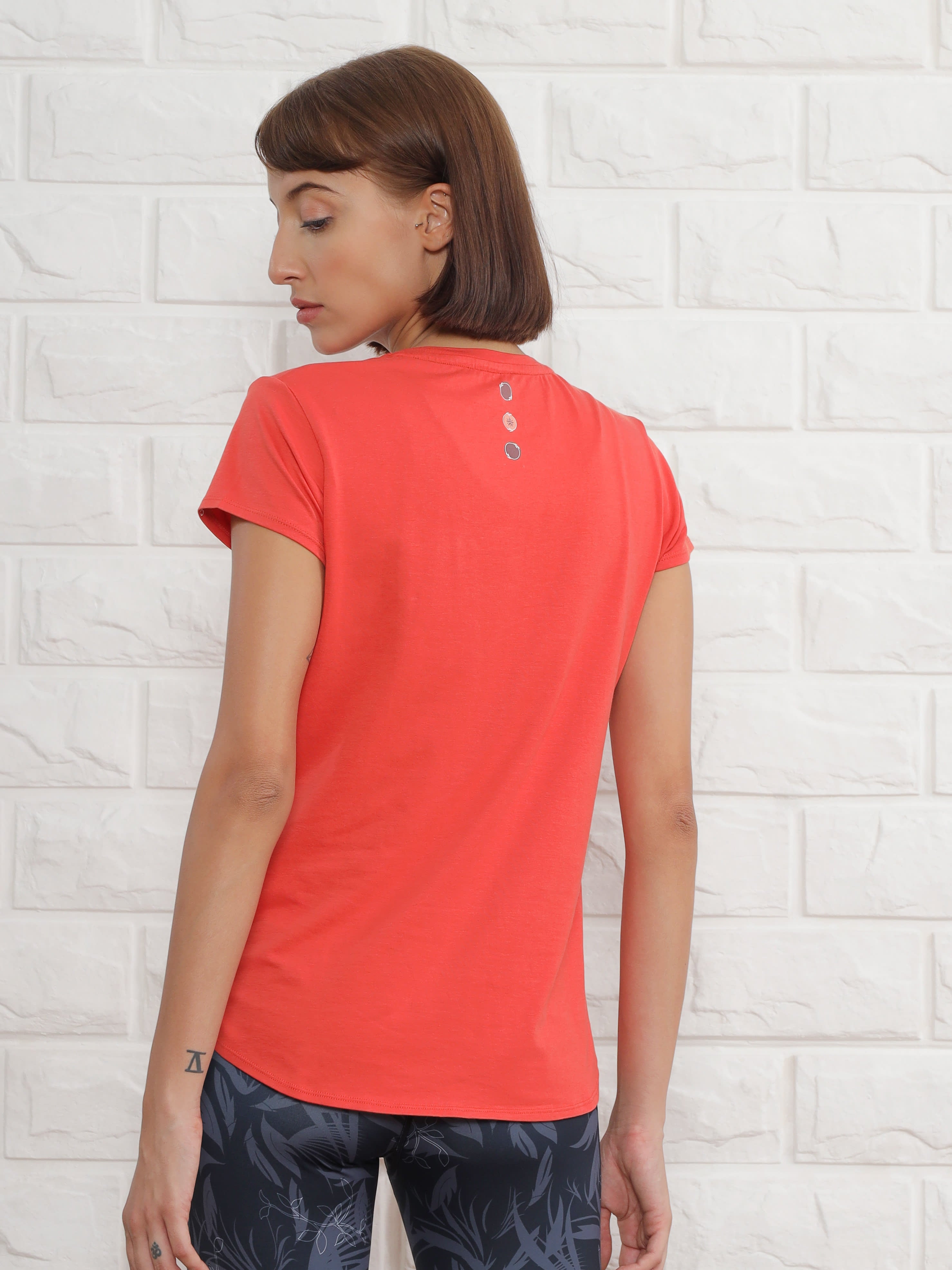 Graphic Print Yoga T-shirt