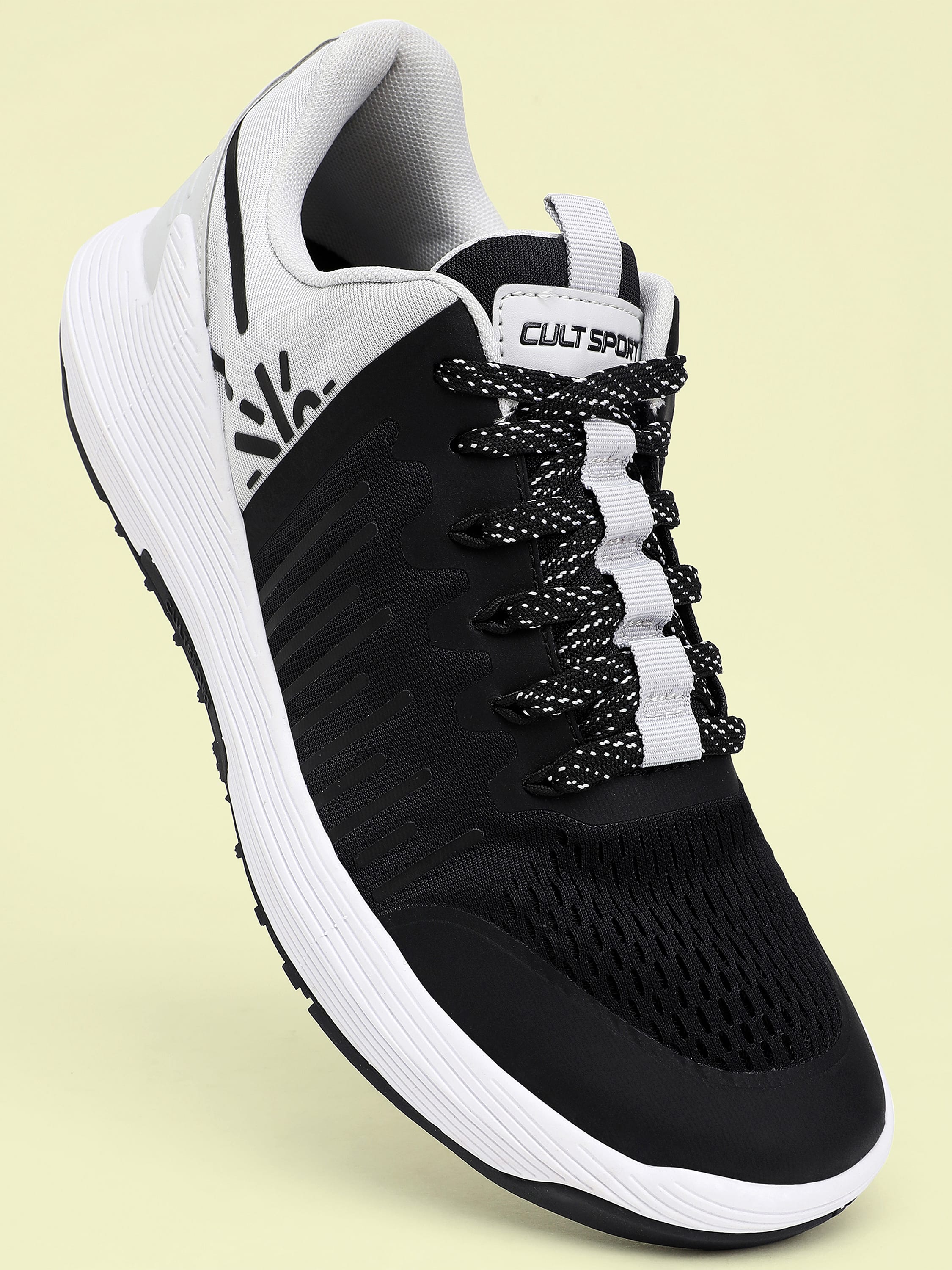 cult Impact Men Training Shoes - Black