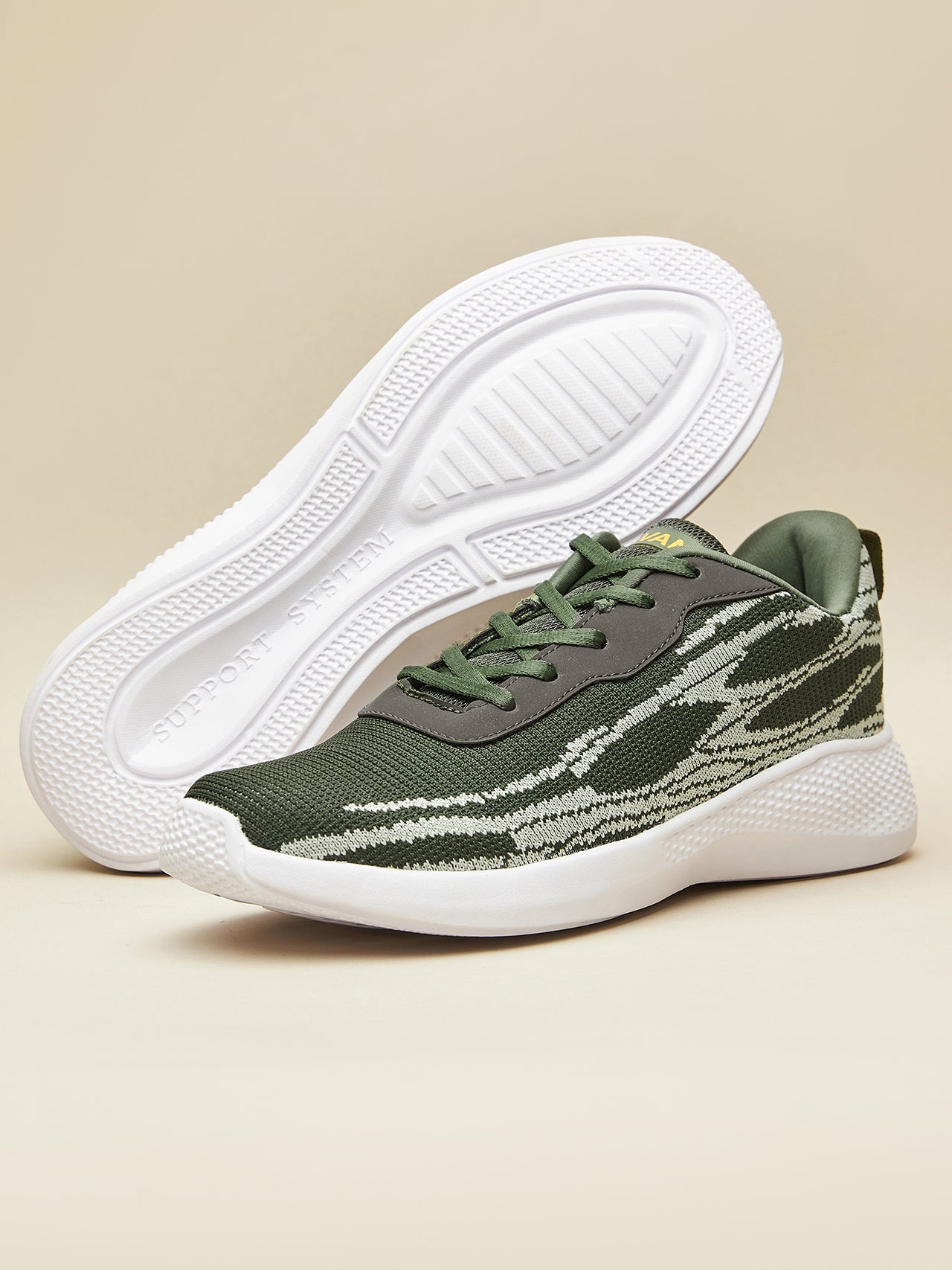 Avant Men's Dual Tone Knitted Walking Shoes-Olive