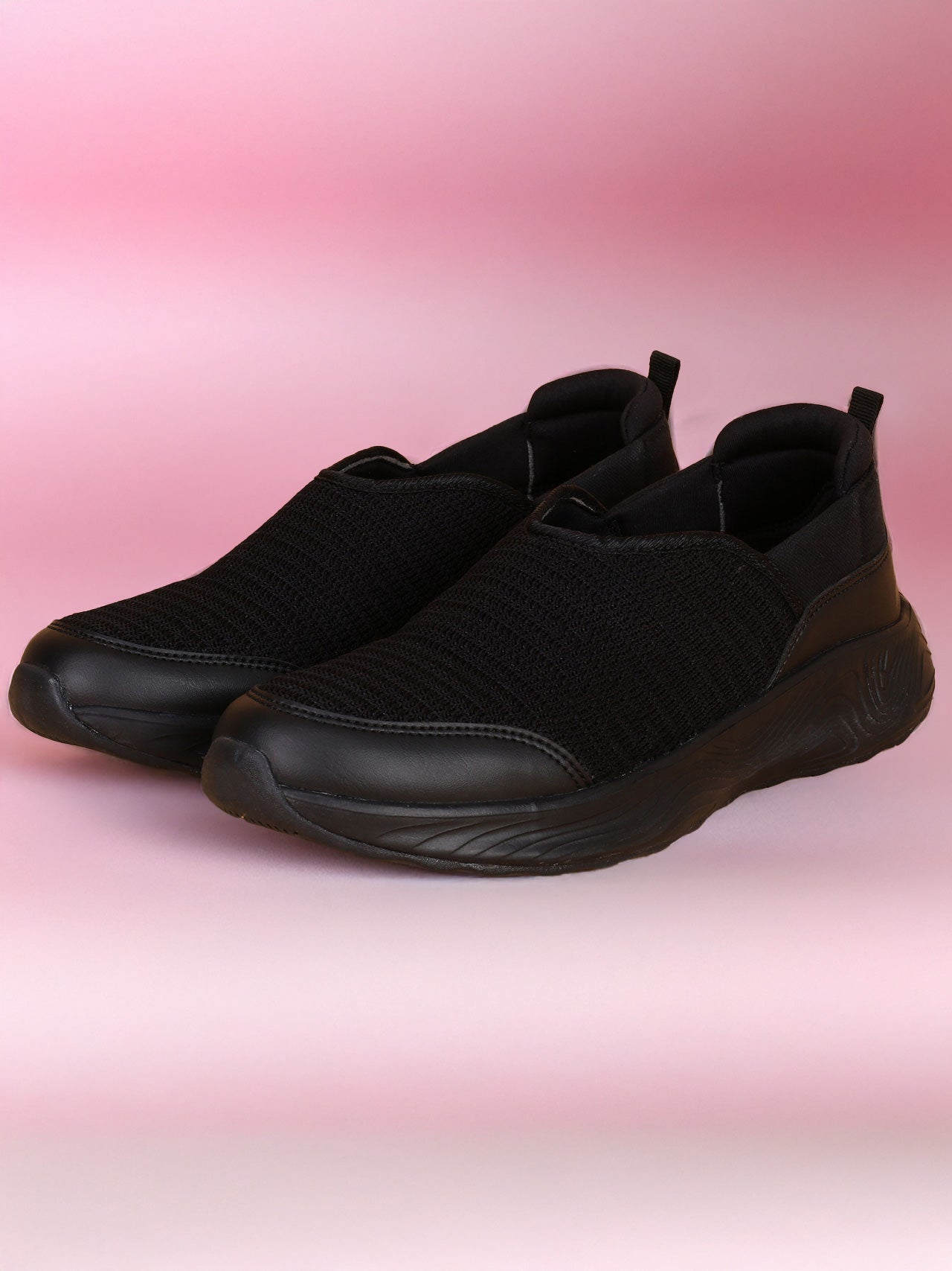 Avant Women's Shadow Slip-On Walking Shoes - Black