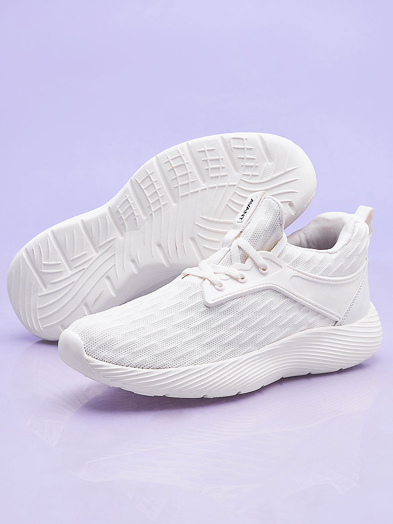 Avant Men's FeatherLite Running and Walking Shoes- White