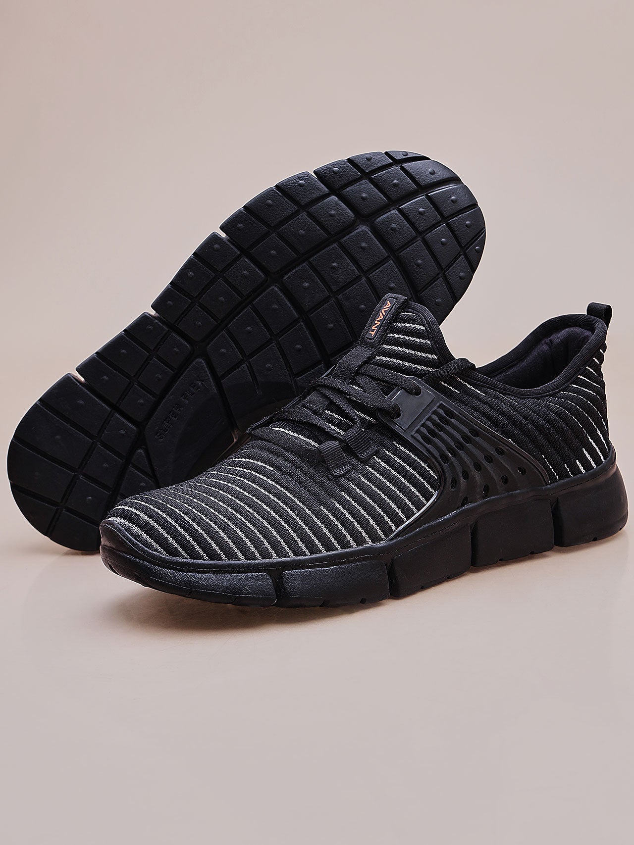 Avant Men’s EasyGait Running and Walking shoes- Black