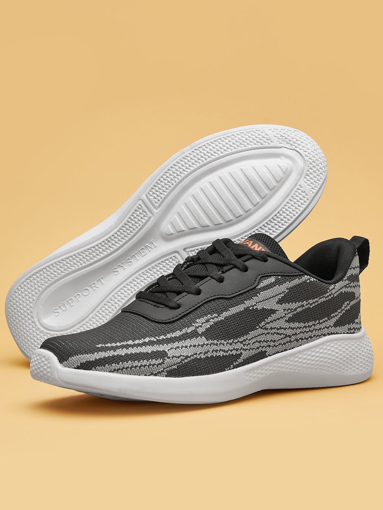 Avant Men's Dual Tone Knitted Walking Shoes-Grey